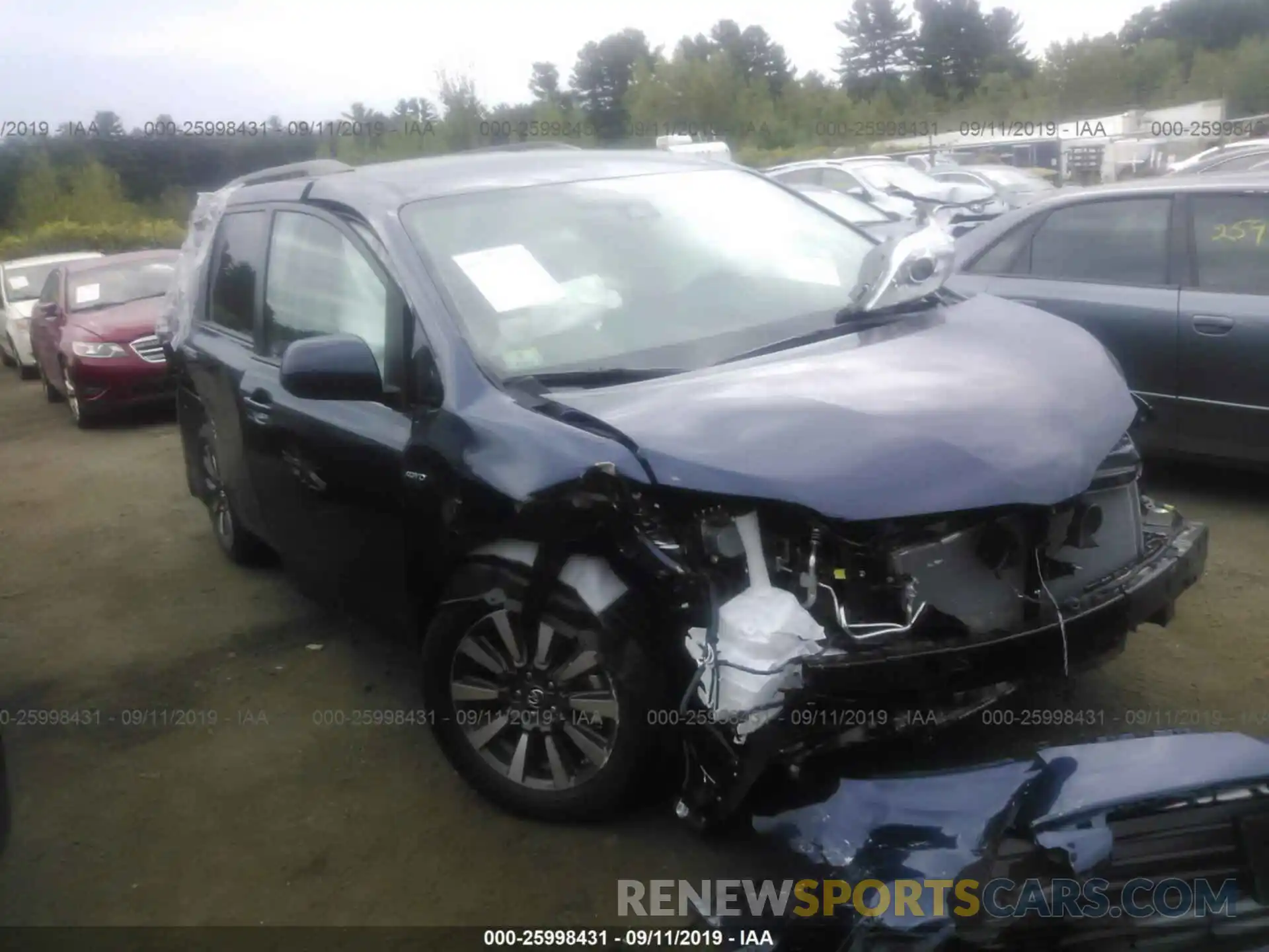 1 Photograph of a damaged car 5TDJZ3DC9LS229438 TOYOTA SIENNA 2020