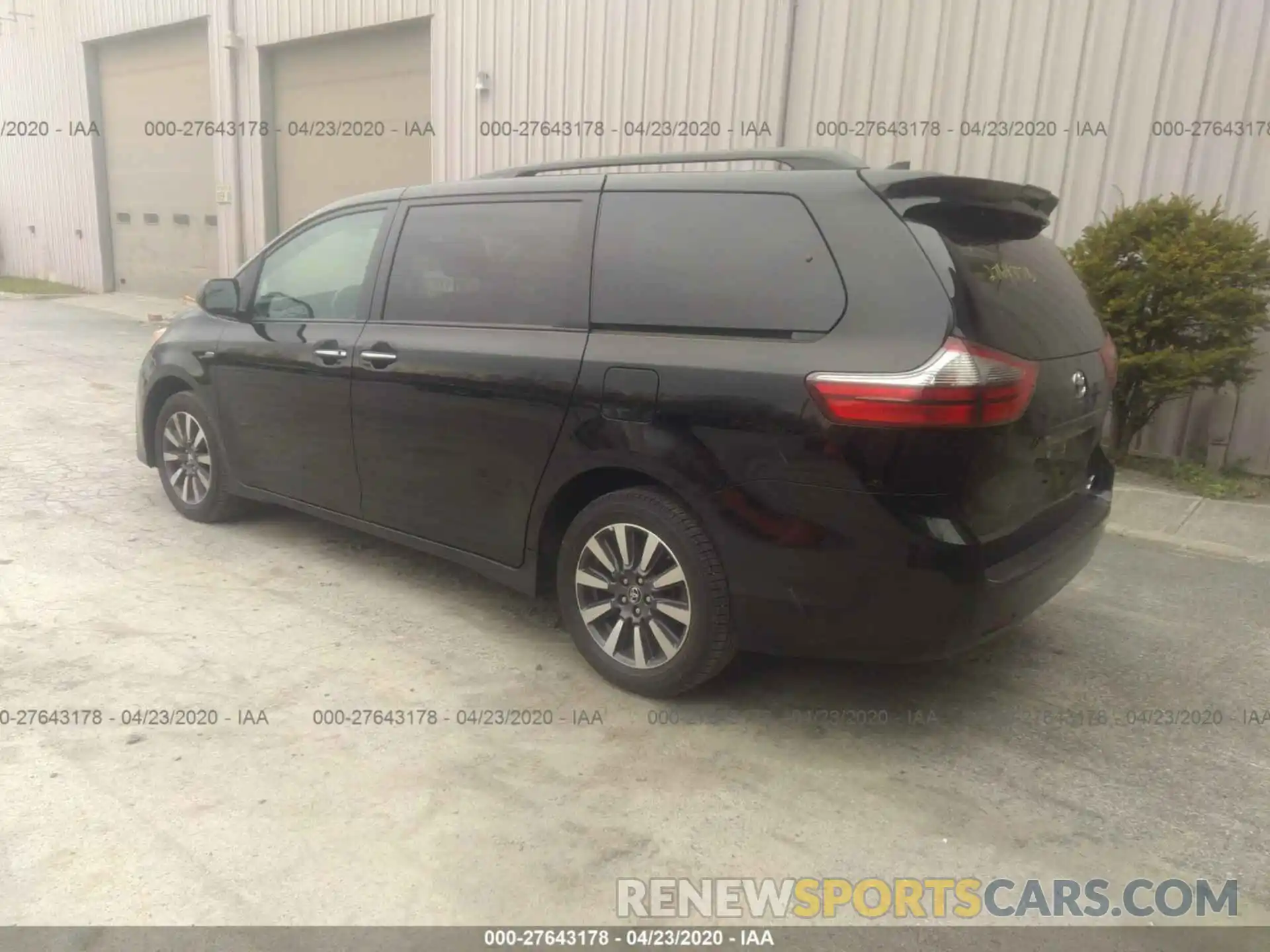 3 Photograph of a damaged car 5TDJZ3DC9LS236146 TOYOTA SIENNA 2020