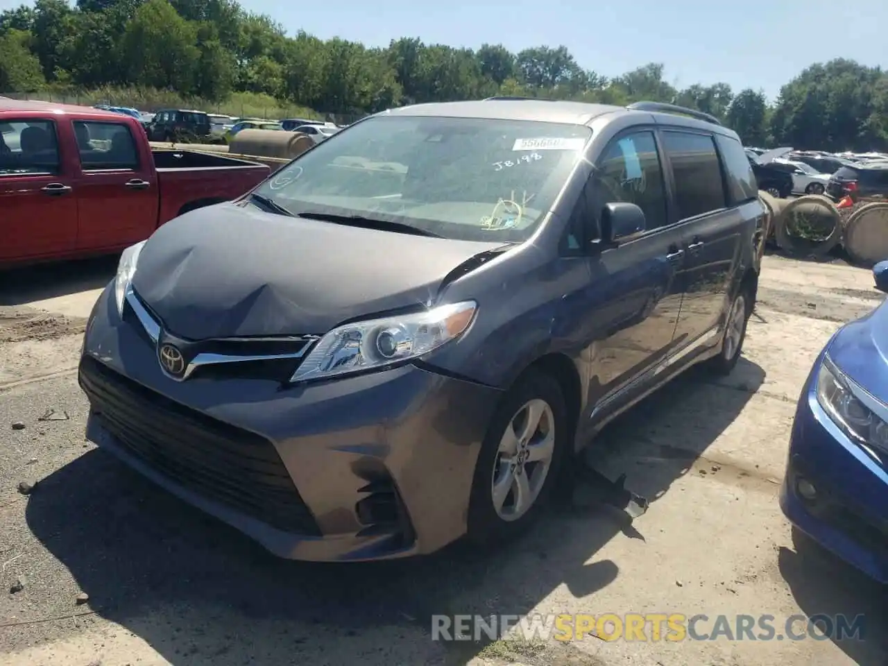 2 Photograph of a damaged car 5TDKZ3DC0LS036082 TOYOTA SIENNA 2020