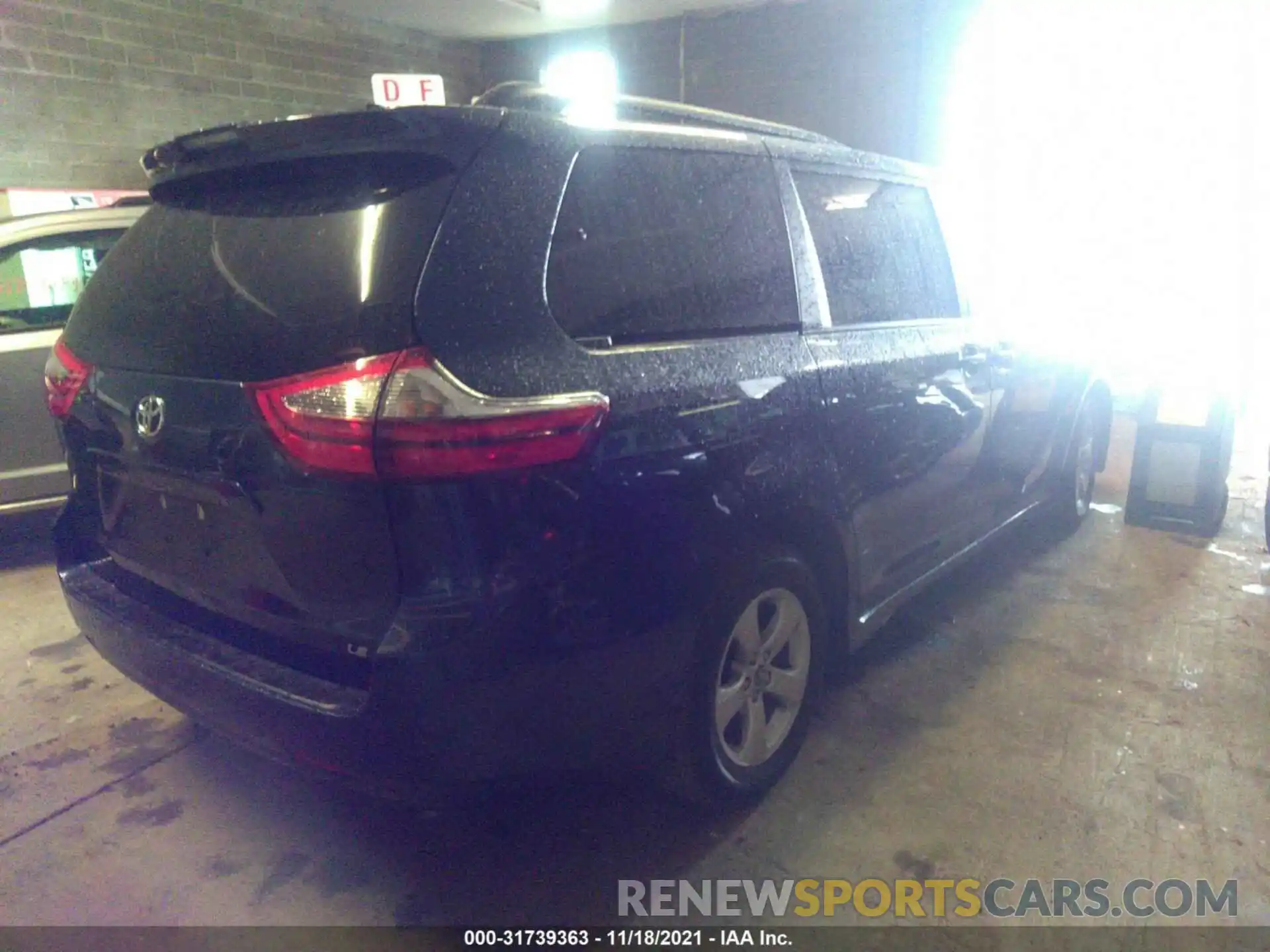 4 Фотография поврежденного автомобиля 5TDKZ3DC0LS038673 TOYOTA SIENNA 2020