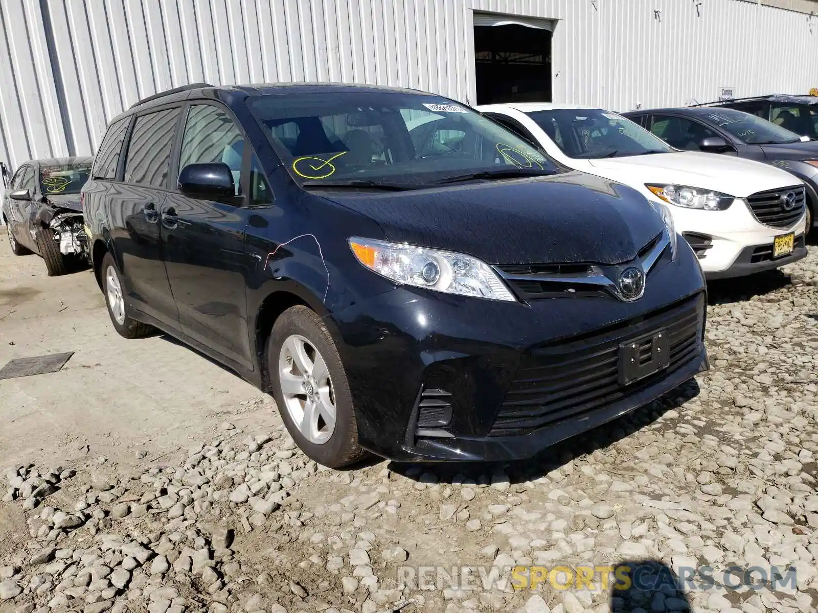 1 Photograph of a damaged car 5TDKZ3DC0LS048202 TOYOTA SIENNA 2020