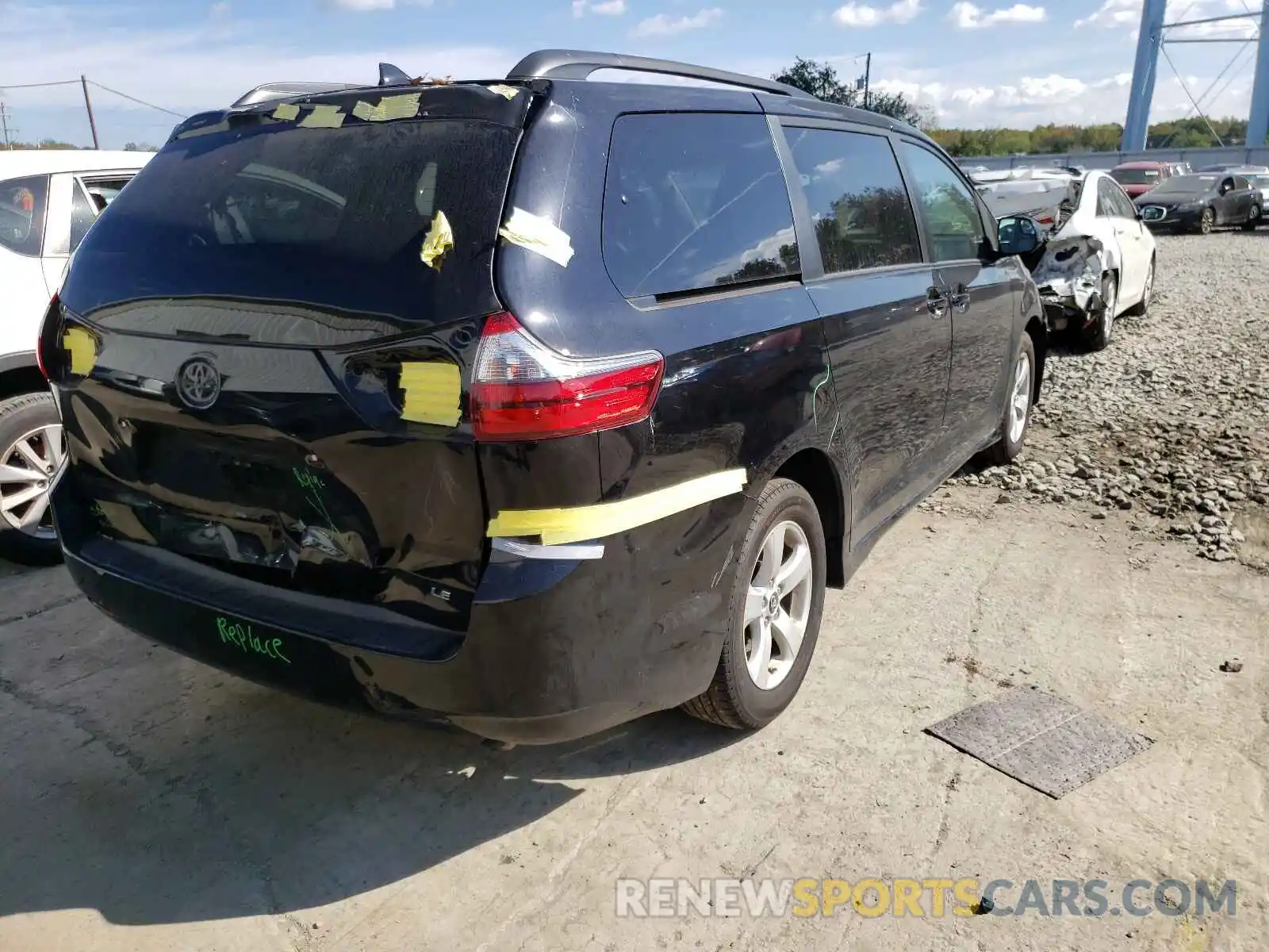 4 Фотография поврежденного автомобиля 5TDKZ3DC0LS048202 TOYOTA SIENNA 2020