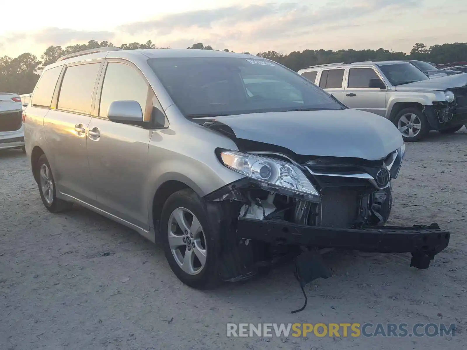 1 Photograph of a damaged car 5TDKZ3DC0LS050242 TOYOTA SIENNA 2020