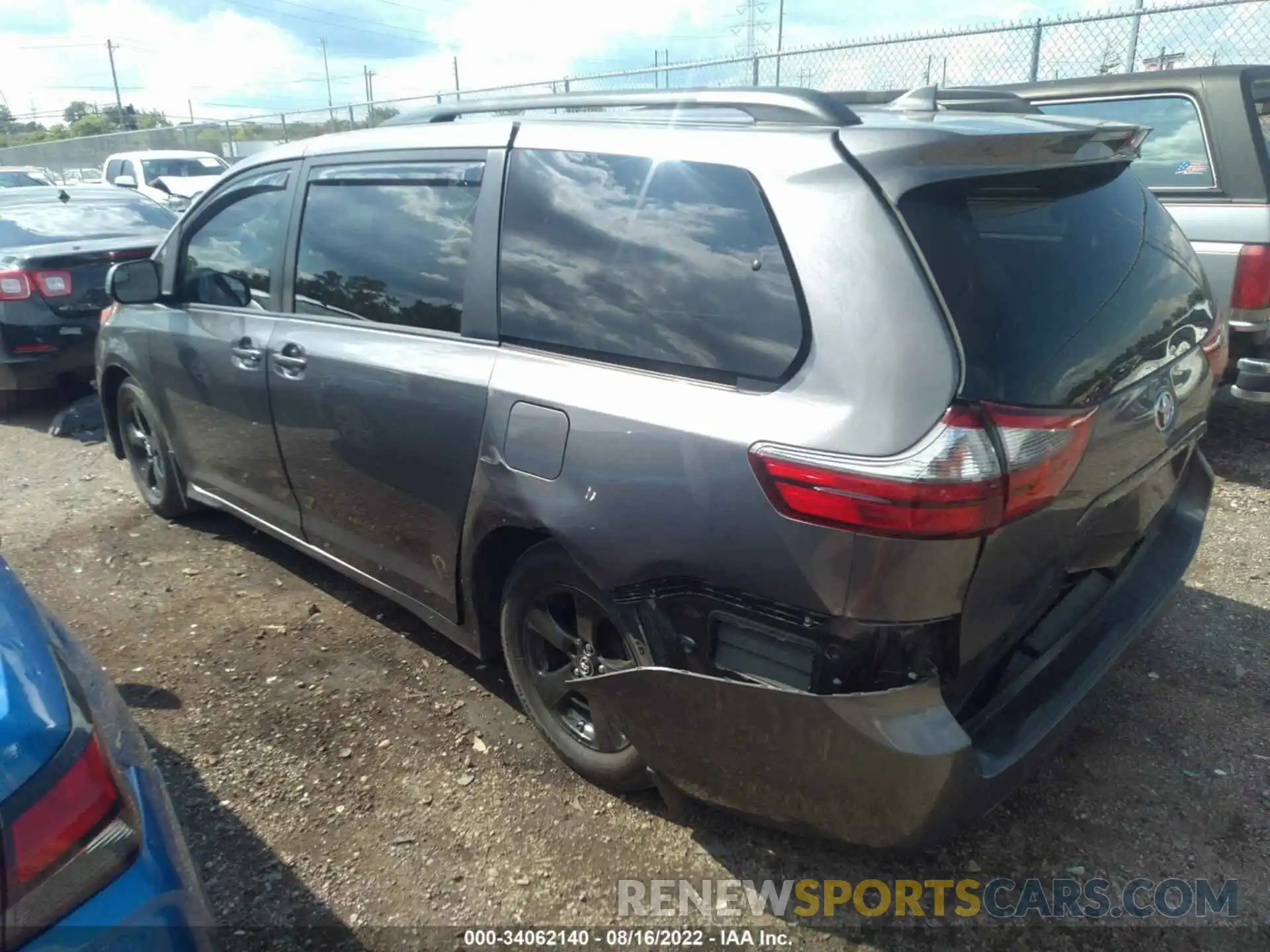 3 Фотография поврежденного автомобиля 5TDKZ3DC0LS052038 TOYOTA SIENNA 2020