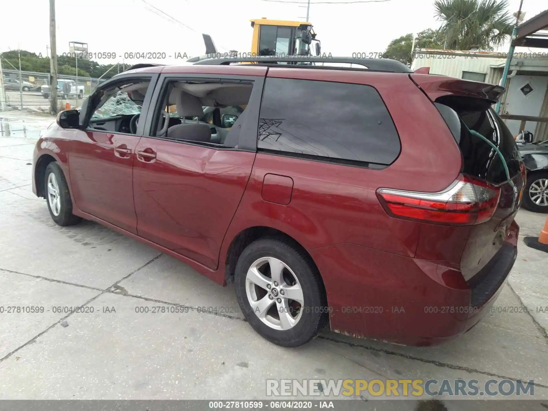 3 Photograph of a damaged car 5TDKZ3DC0LS054243 TOYOTA SIENNA 2020