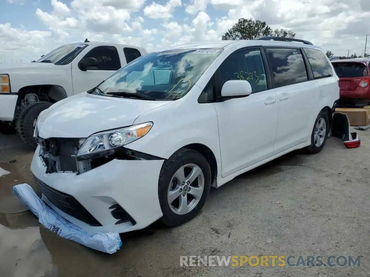 2 Photograph of a damaged car 5TDKZ3DC0LS061726 TOYOTA SIENNA 2020