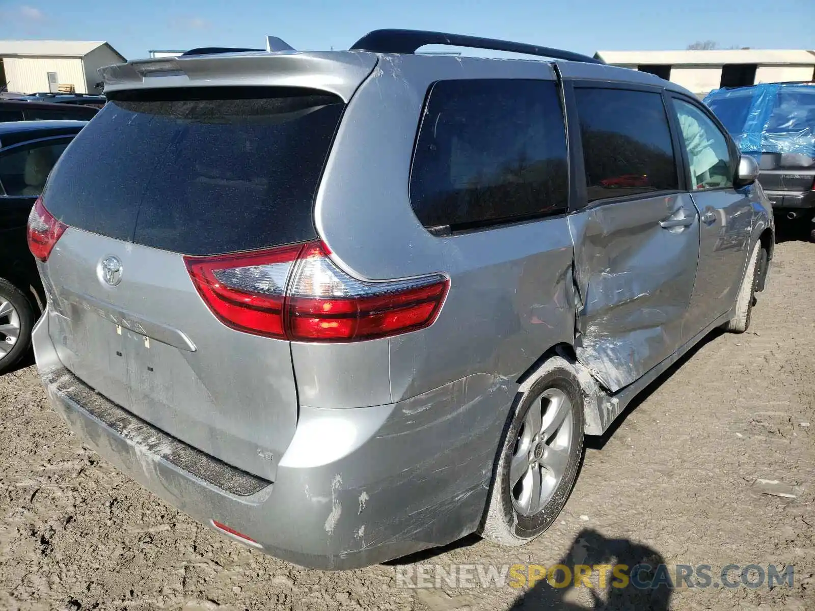 4 Фотография поврежденного автомобиля 5TDKZ3DC0LS065324 TOYOTA SIENNA 2020