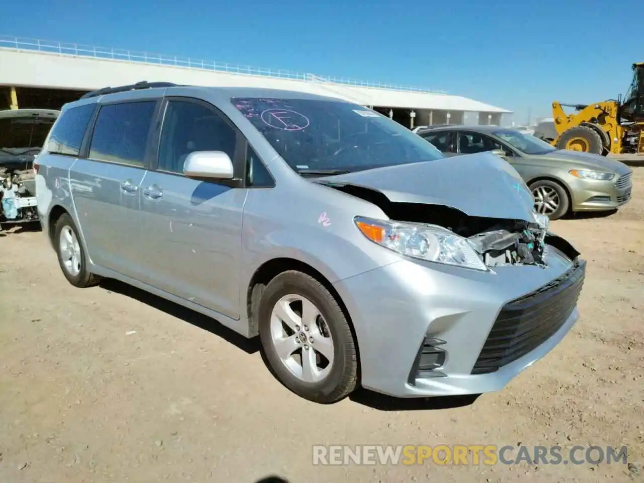 1 Photograph of a damaged car 5TDKZ3DC0LS071334 TOYOTA SIENNA 2020