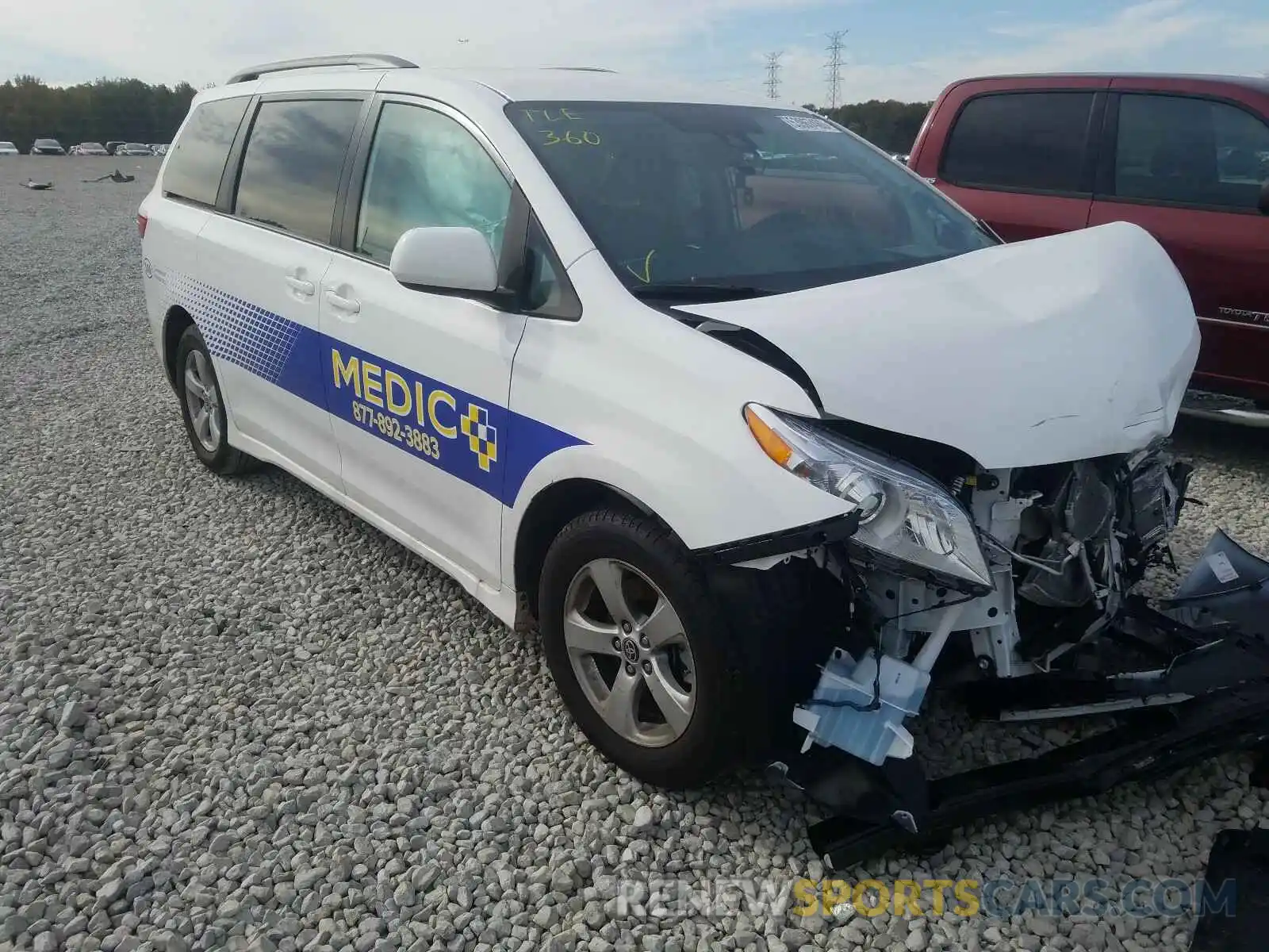 1 Photograph of a damaged car 5TDKZ3DC0LS078056 TOYOTA SIENNA 2020