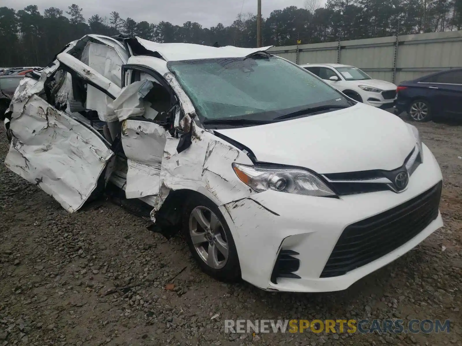 1 Photograph of a damaged car 5TDKZ3DC0LS081930 TOYOTA SIENNA 2020