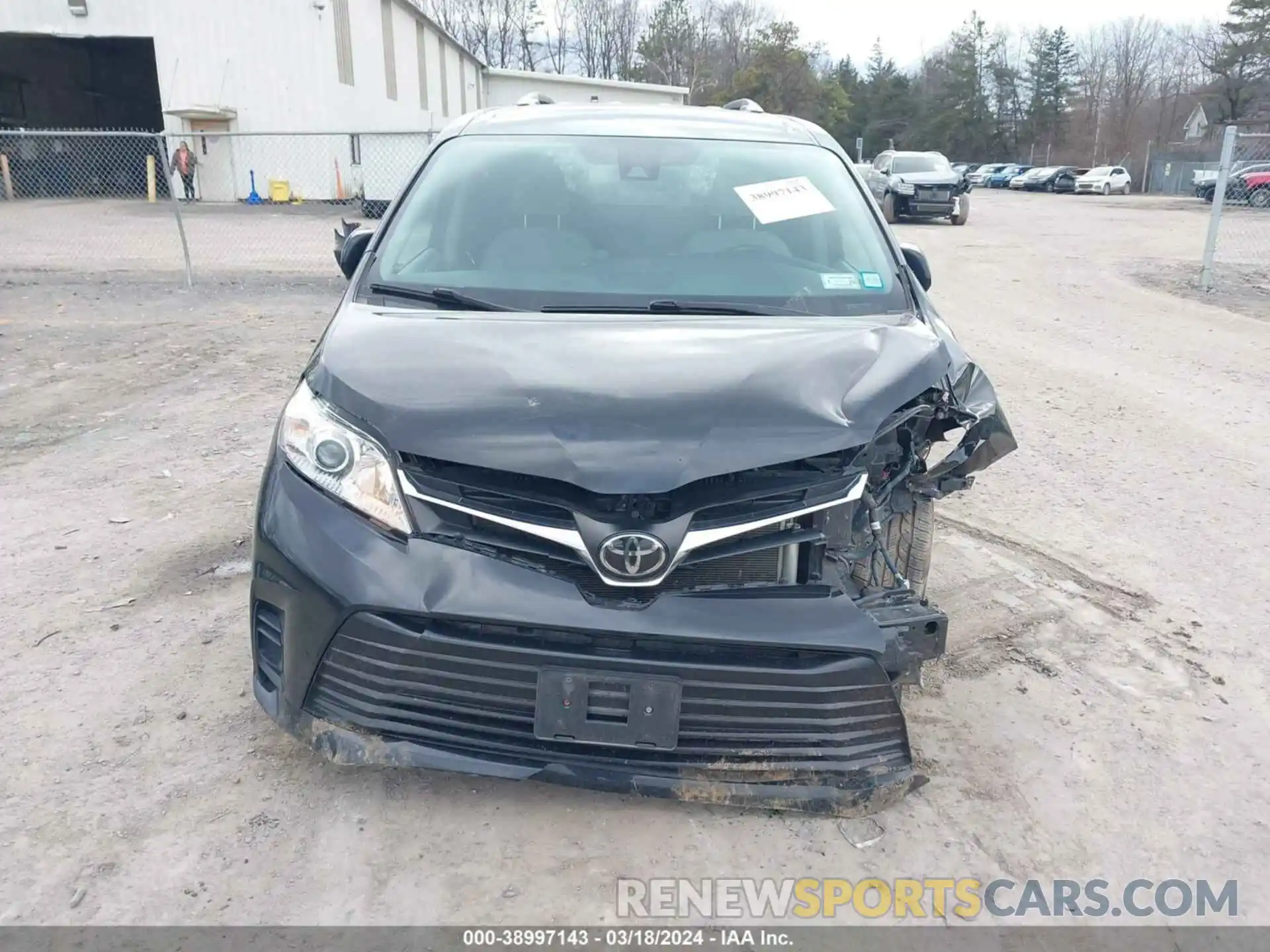 12 Photograph of a damaged car 5TDKZ3DC0LS087324 TOYOTA SIENNA 2020