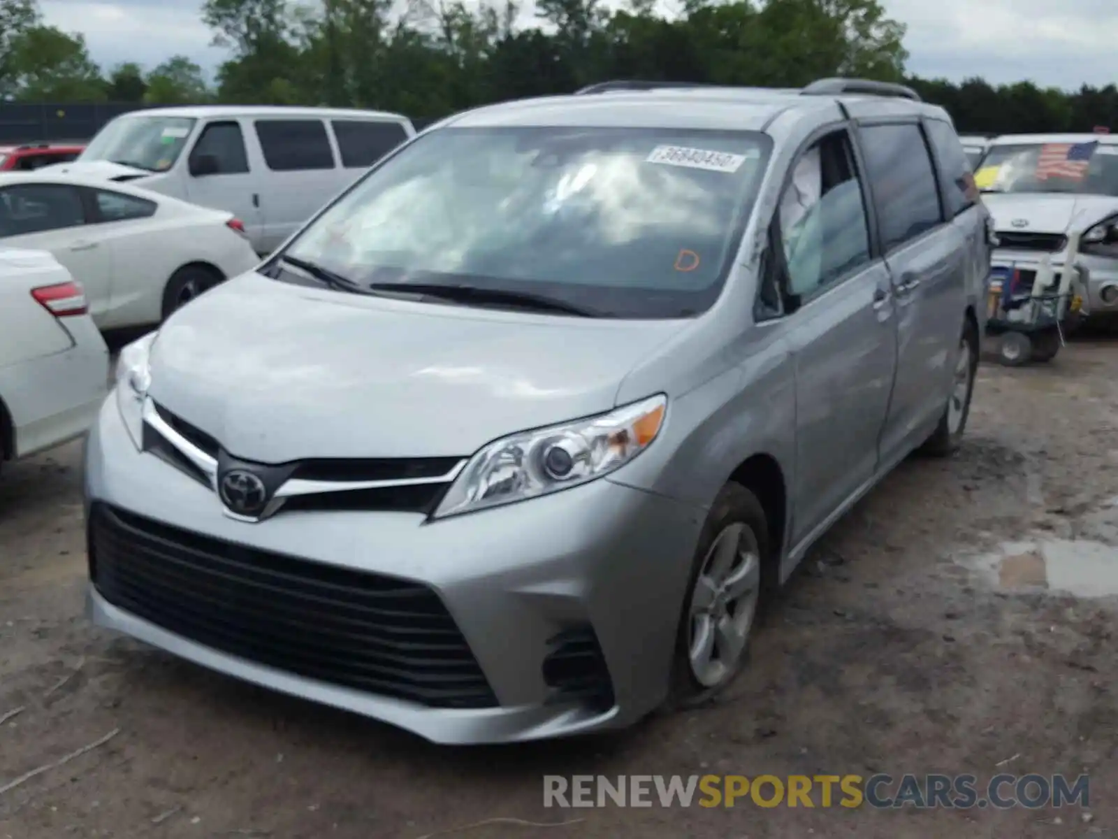 2 Photograph of a damaged car 5TDKZ3DC1LS025978 TOYOTA SIENNA 2020