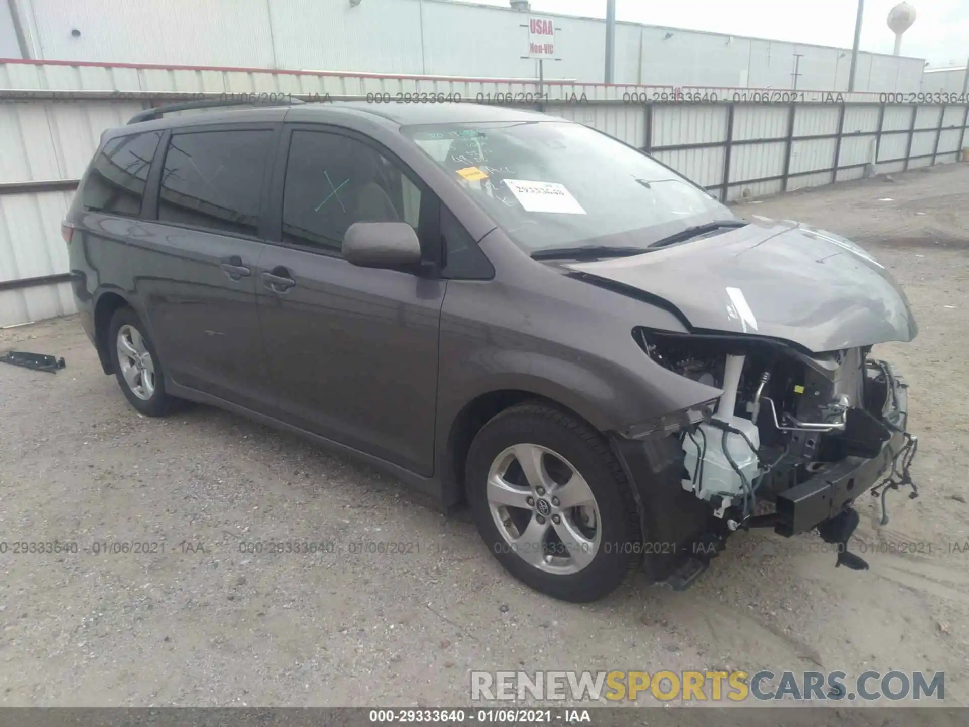 1 Photograph of a damaged car 5TDKZ3DC1LS027312 TOYOTA SIENNA 2020