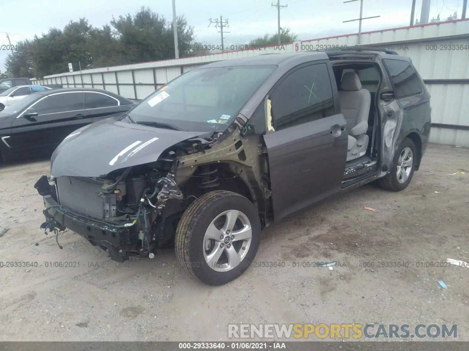 2 Photograph of a damaged car 5TDKZ3DC1LS027312 TOYOTA SIENNA 2020