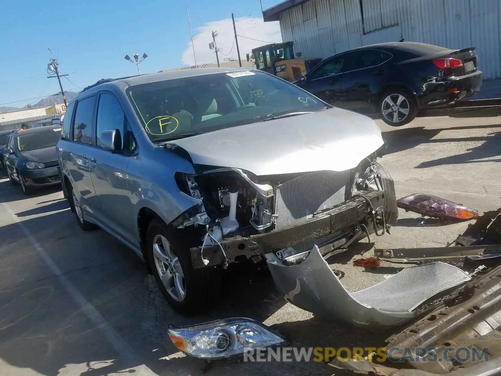 1 Photograph of a damaged car 5TDKZ3DC1LS039475 TOYOTA SIENNA 2020