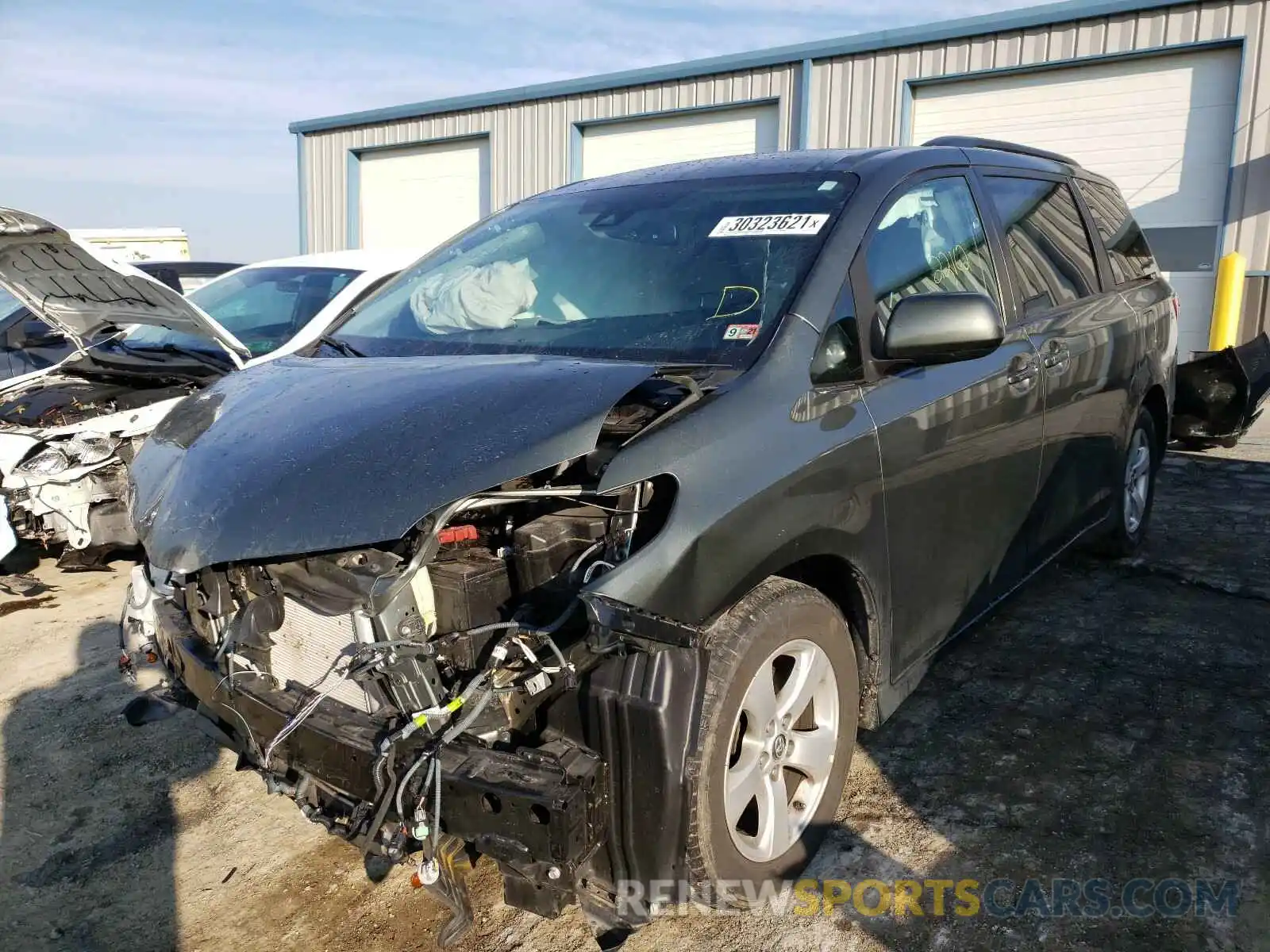 2 Photograph of a damaged car 5TDKZ3DC1LS041758 TOYOTA SIENNA 2020