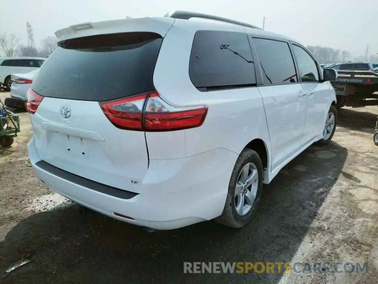 4 Фотография поврежденного автомобиля 5TDKZ3DC1LS051867 TOYOTA SIENNA 2020