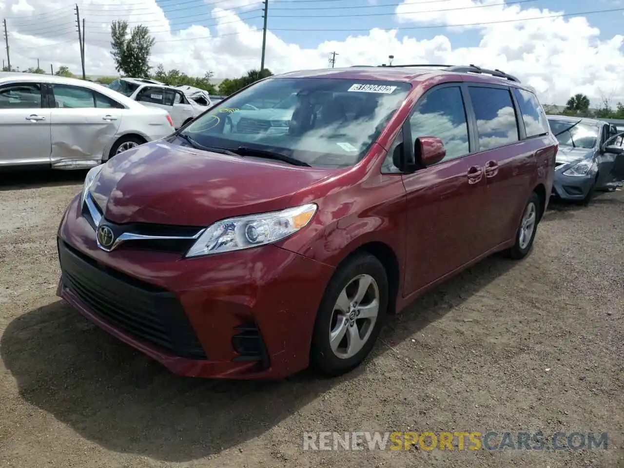 2 Photograph of a damaged car 5TDKZ3DC1LS052713 TOYOTA SIENNA 2020