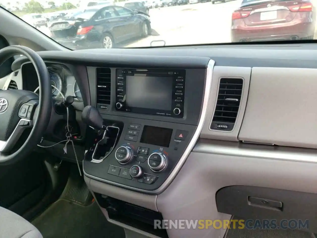 9 Photograph of a damaged car 5TDKZ3DC1LS052713 TOYOTA SIENNA 2020