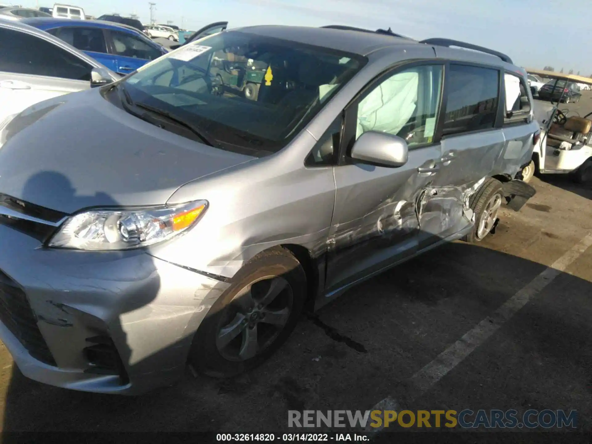 6 Photograph of a damaged car 5TDKZ3DC1LS053490 TOYOTA SIENNA 2020