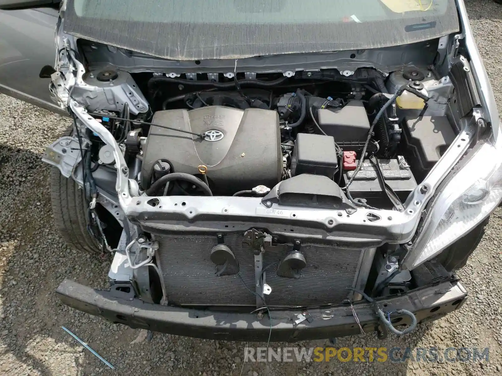 7 Photograph of a damaged car 5TDKZ3DC1LS081077 TOYOTA SIENNA 2020