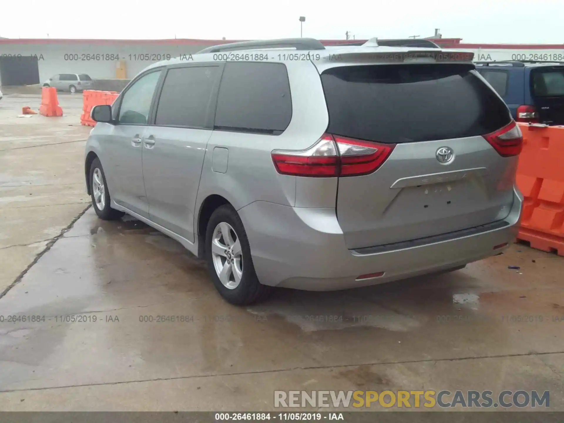 3 Photograph of a damaged car 5TDKZ3DC2LS022832 TOYOTA SIENNA 2020