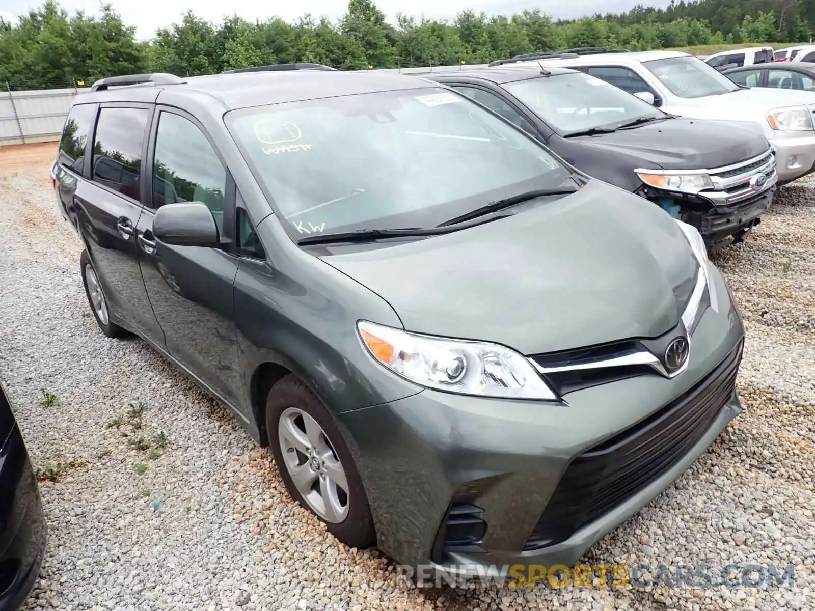 1 Photograph of a damaged car 5TDKZ3DC2LS022927 TOYOTA SIENNA 2020