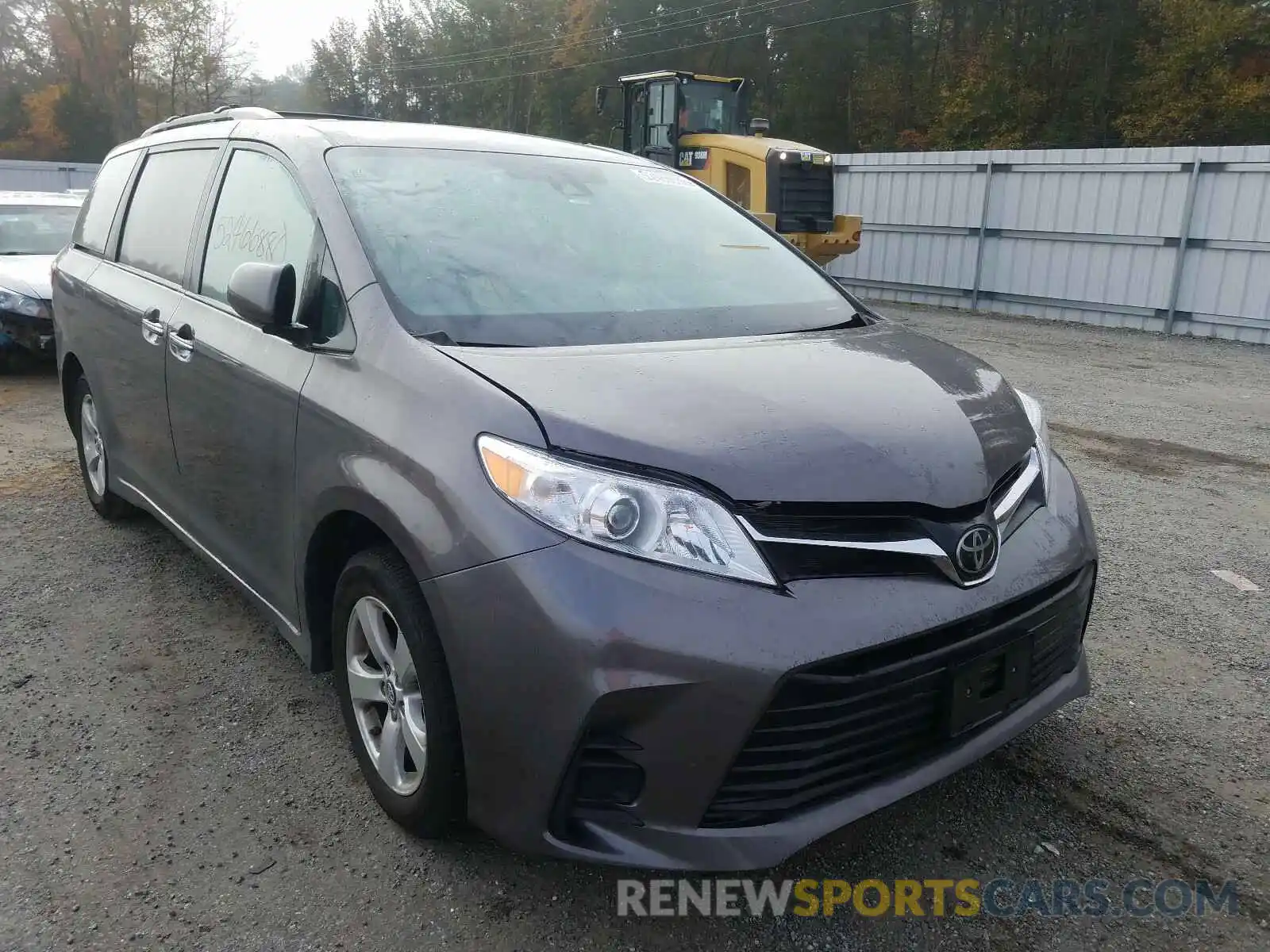 1 Photograph of a damaged car 5TDKZ3DC2LS024273 TOYOTA SIENNA 2020