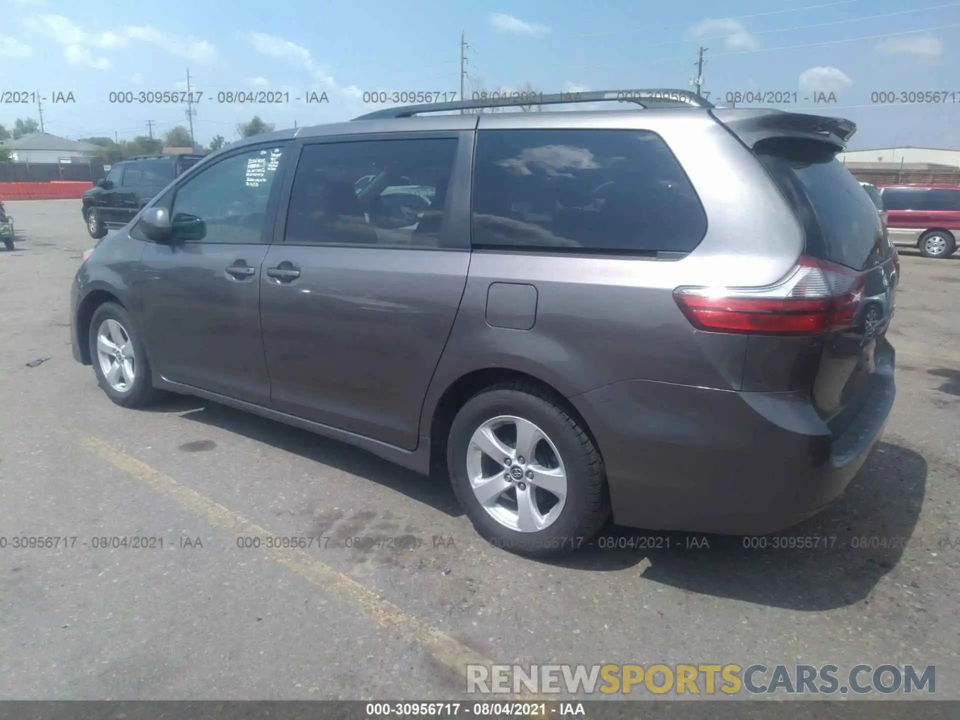 3 Photograph of a damaged car 5TDKZ3DC2LS024953 TOYOTA SIENNA 2020