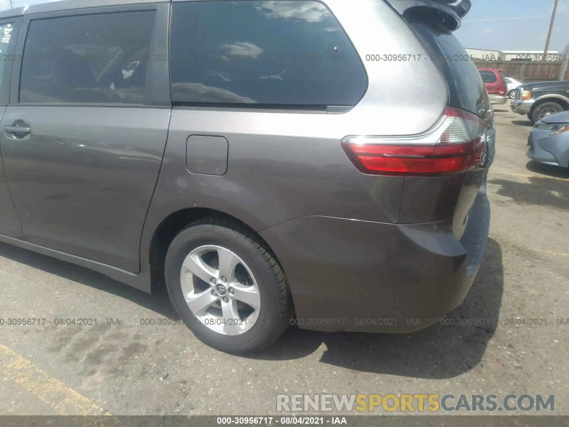 6 Photograph of a damaged car 5TDKZ3DC2LS024953 TOYOTA SIENNA 2020