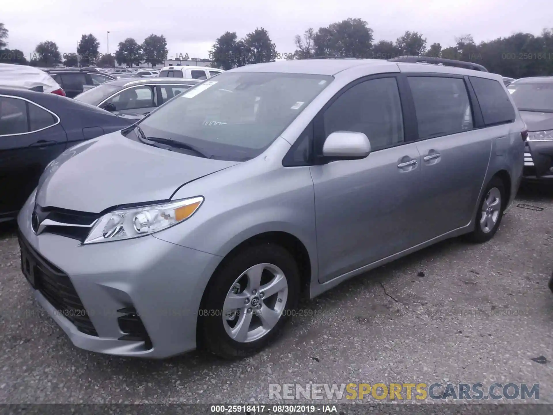 2 Photograph of a damaged car 5TDKZ3DC2LS026556 TOYOTA SIENNA 2020