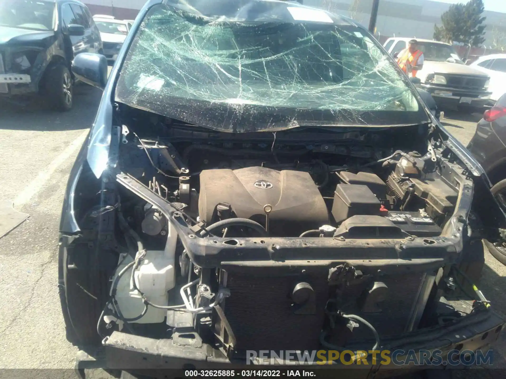 6 Photograph of a damaged car 5TDKZ3DC2LS027481 TOYOTA SIENNA 2020