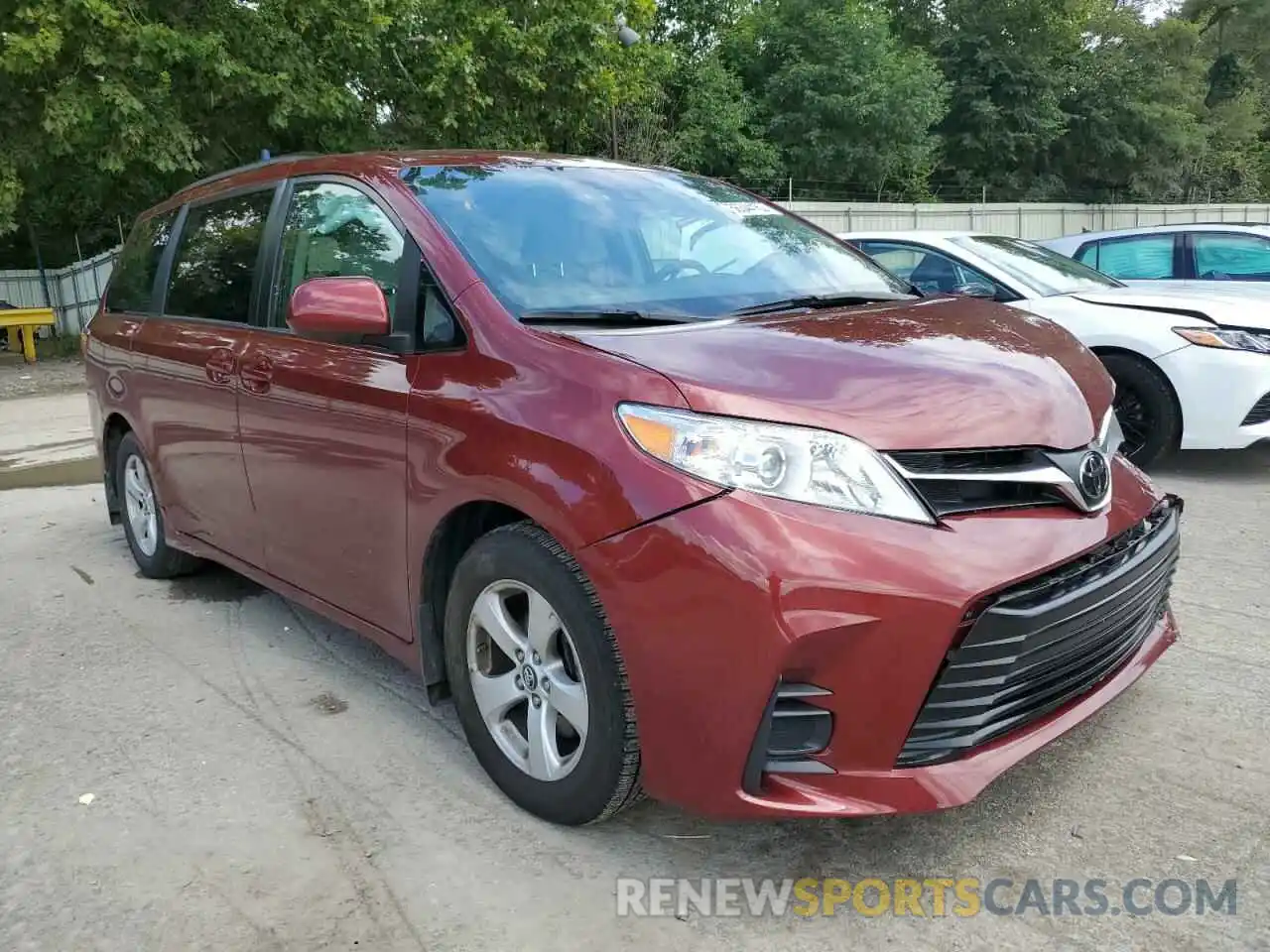 1 Photograph of a damaged car 5TDKZ3DC2LS030350 TOYOTA SIENNA 2020