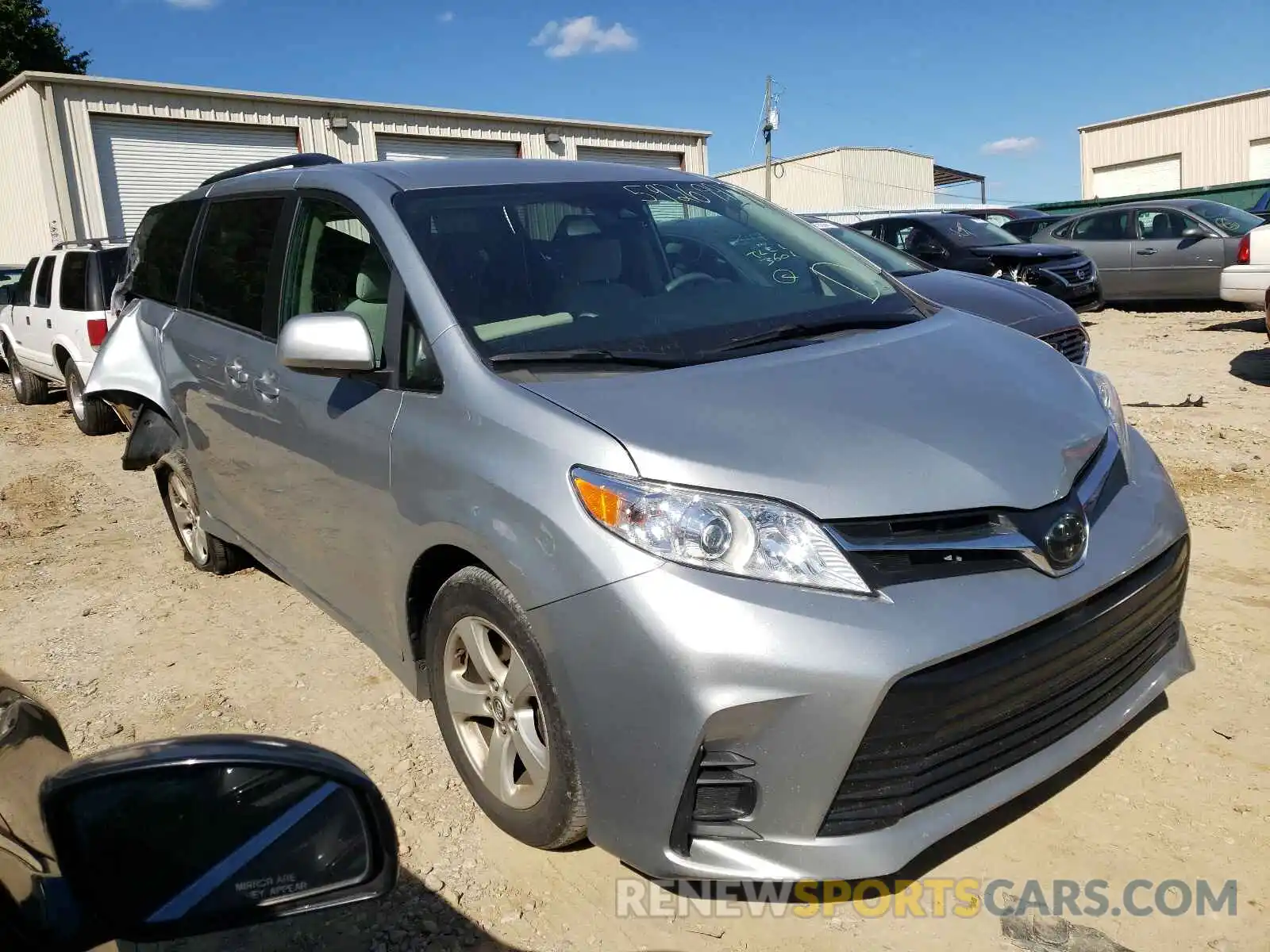 1 Photograph of a damaged car 5TDKZ3DC2LS033121 TOYOTA SIENNA 2020