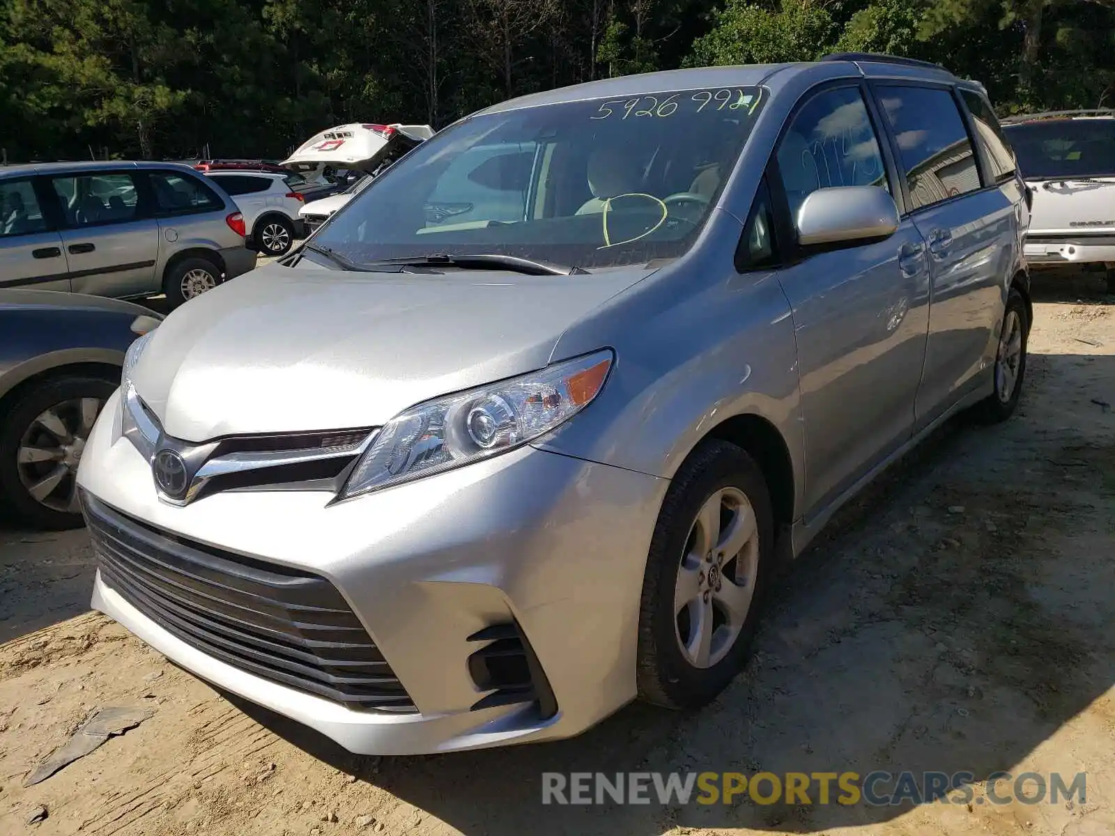 2 Photograph of a damaged car 5TDKZ3DC2LS033121 TOYOTA SIENNA 2020