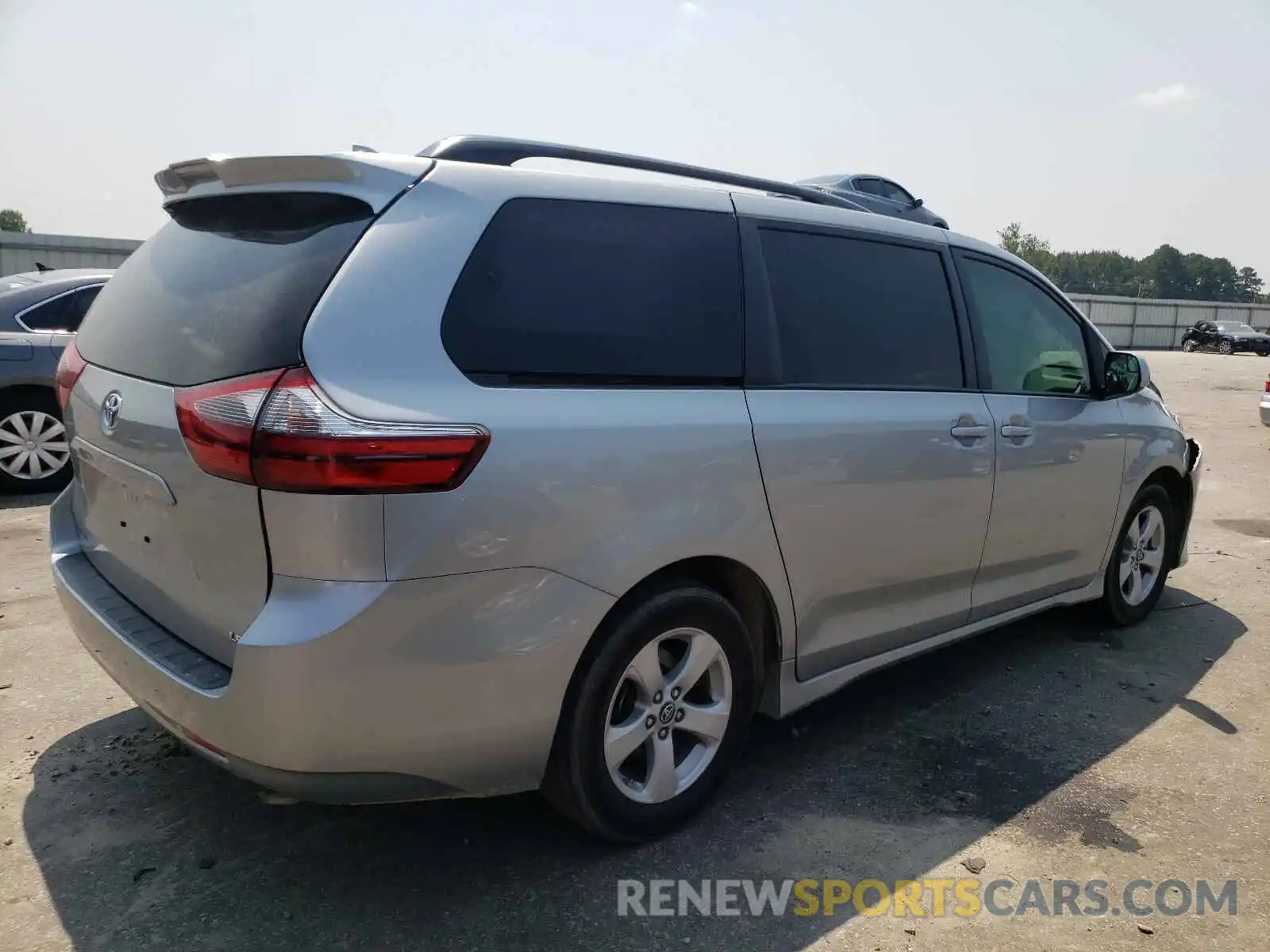 4 Фотография поврежденного автомобиля 5TDKZ3DC2LS035175 TOYOTA SIENNA 2020