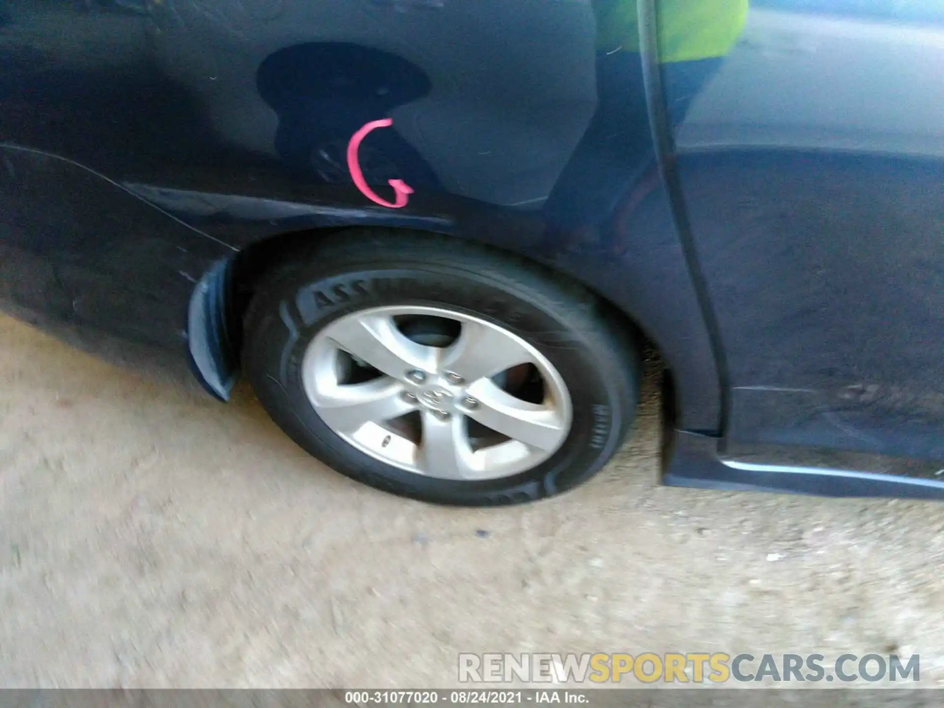 15 Photograph of a damaged car 5TDKZ3DC2LS044524 TOYOTA SIENNA 2020