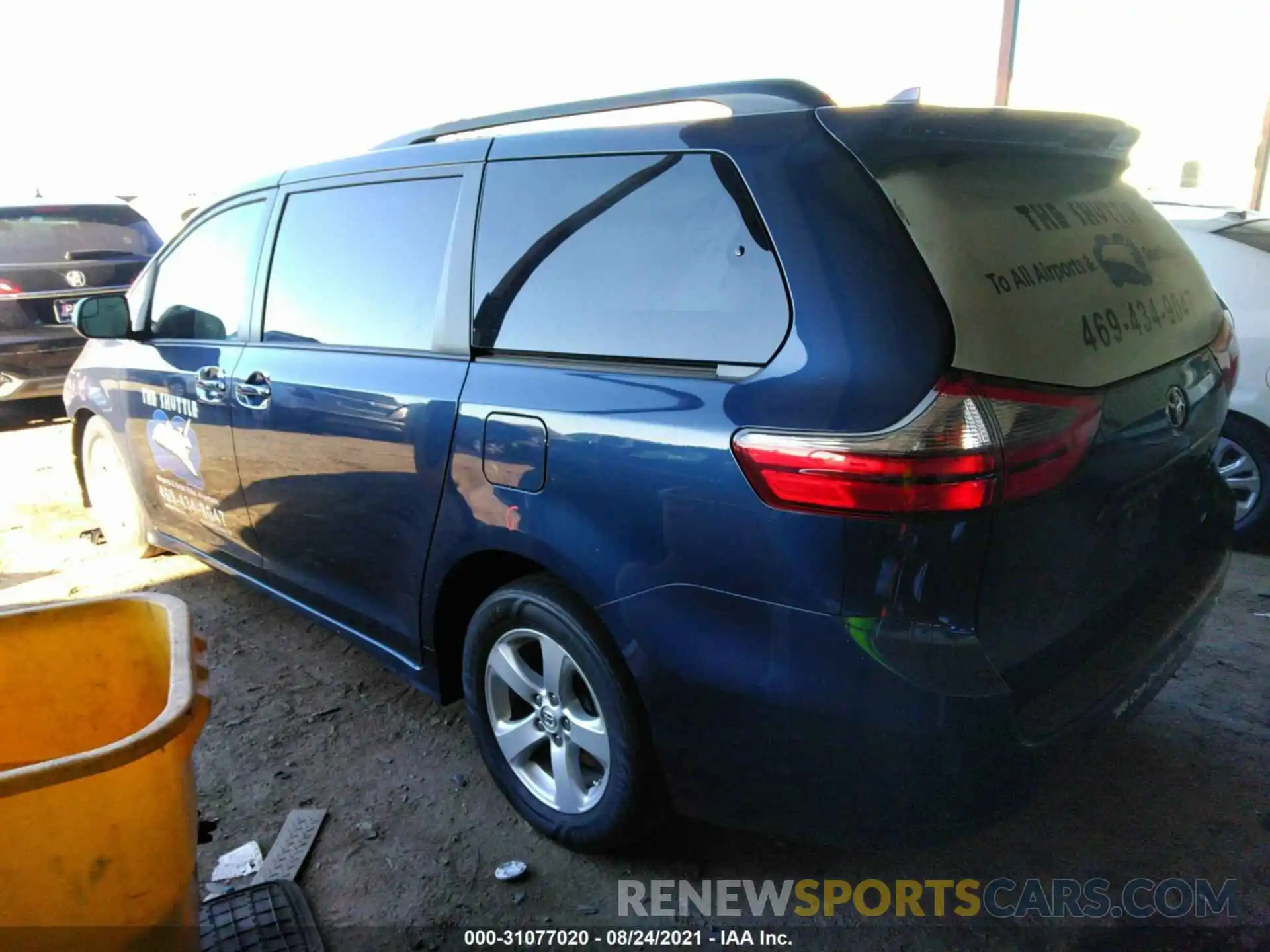 3 Photograph of a damaged car 5TDKZ3DC2LS044524 TOYOTA SIENNA 2020