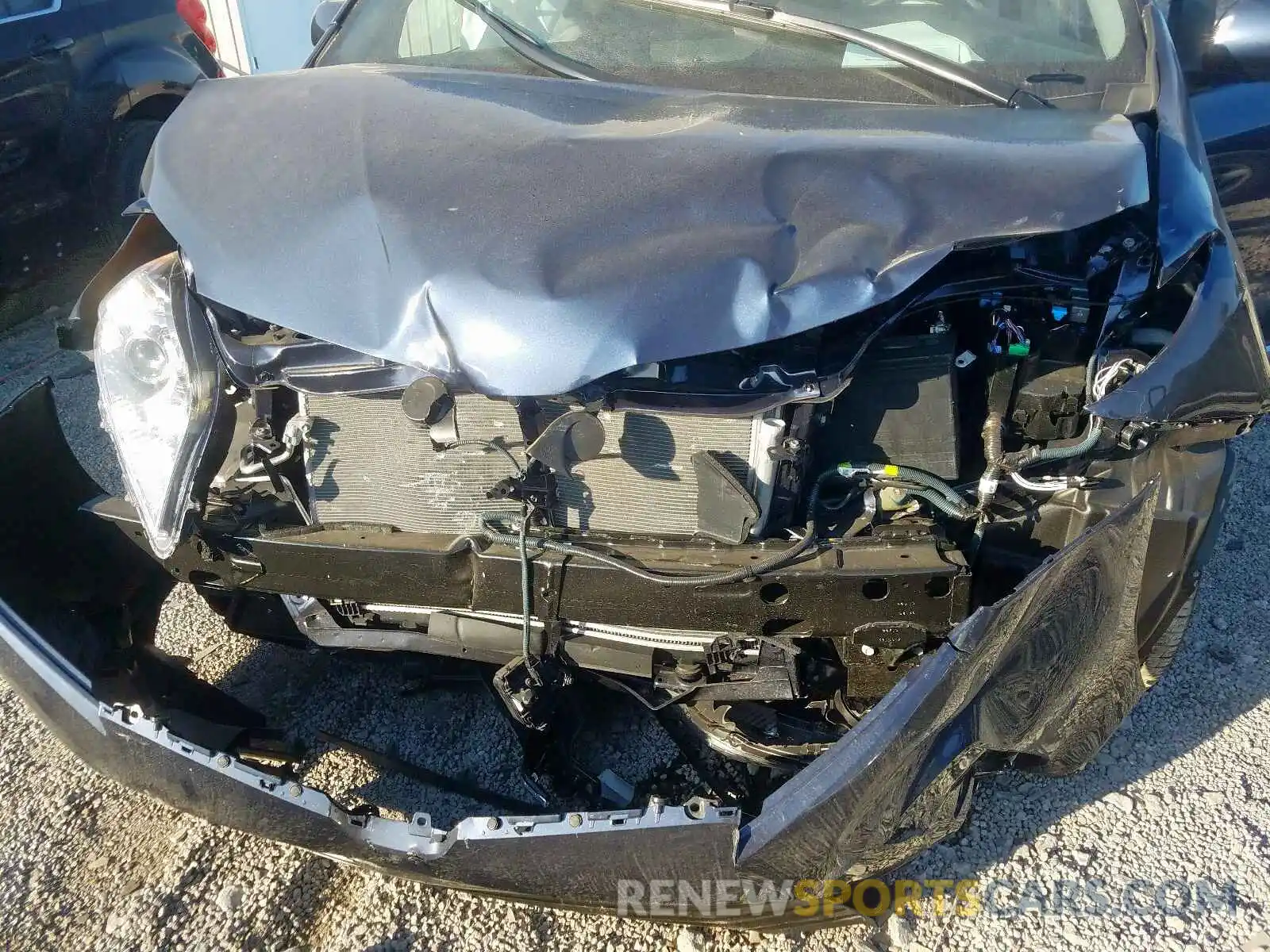 7 Photograph of a damaged car 5TDKZ3DC2LS044670 TOYOTA SIENNA 2020