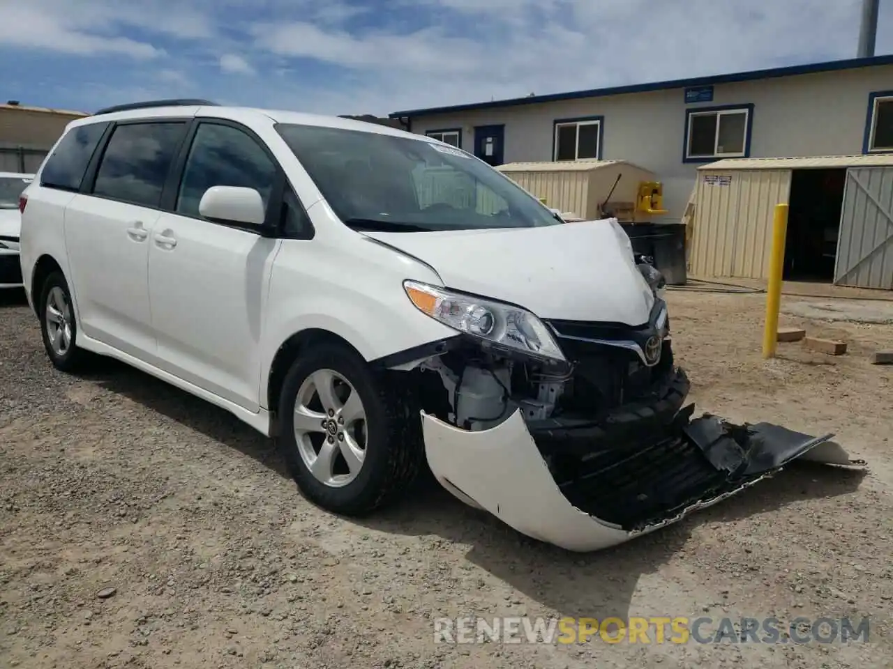 1 Photograph of a damaged car 5TDKZ3DC2LS054163 TOYOTA SIENNA 2020