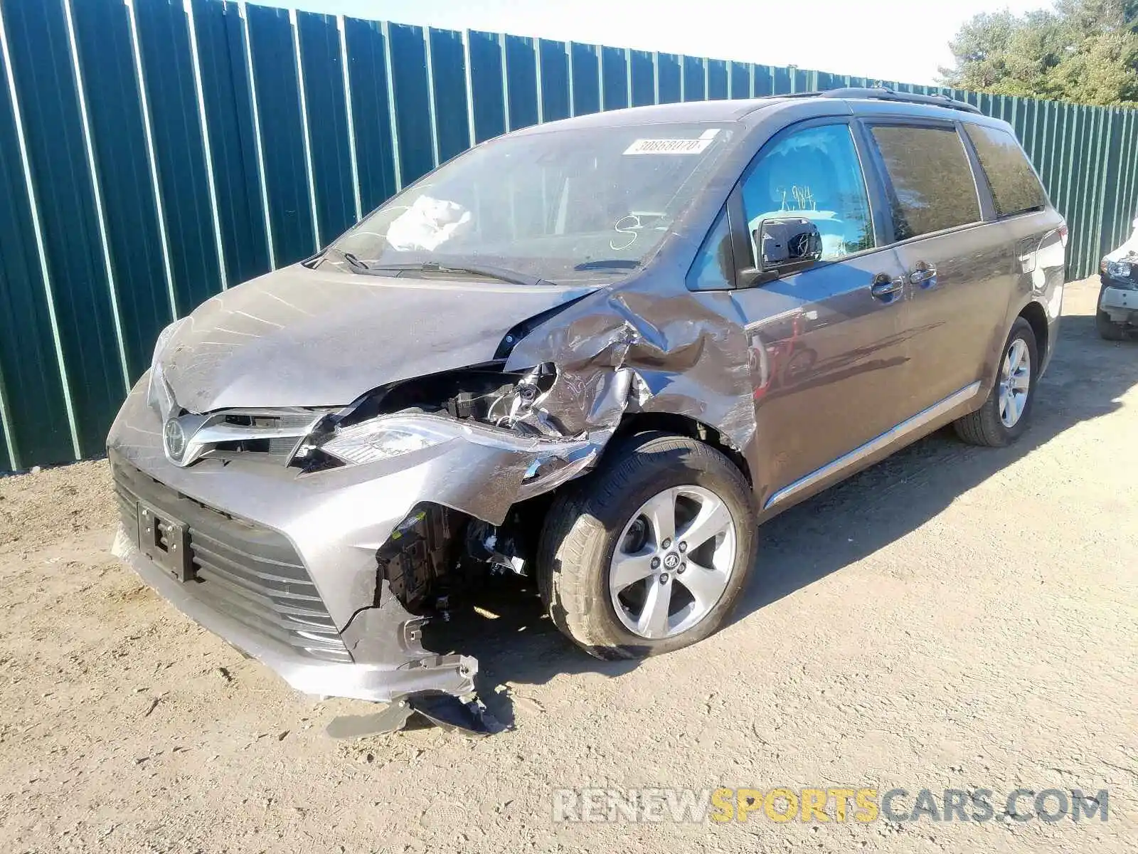 2 Фотография поврежденного автомобиля 5TDKZ3DC2LS054650 TOYOTA SIENNA 2020