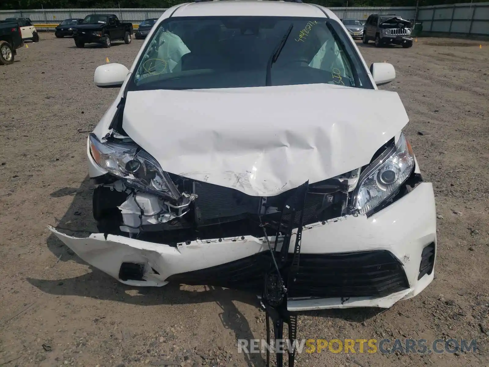 7 Photograph of a damaged car 5TDKZ3DC2LS061114 TOYOTA SIENNA 2020