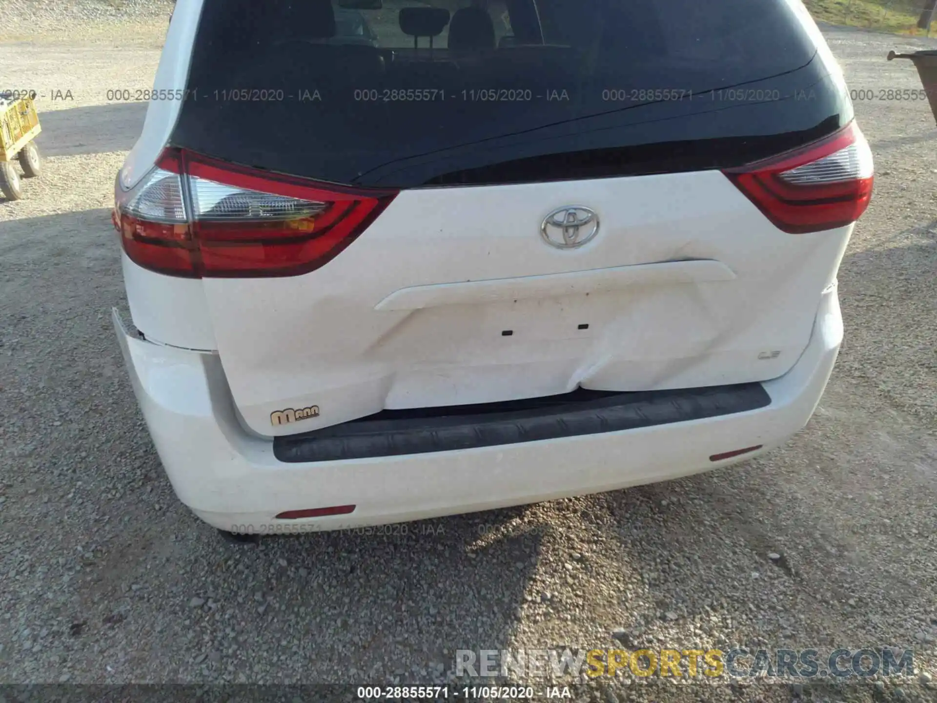 6 Photograph of a damaged car 5TDKZ3DC2LS076342 TOYOTA SIENNA 2020