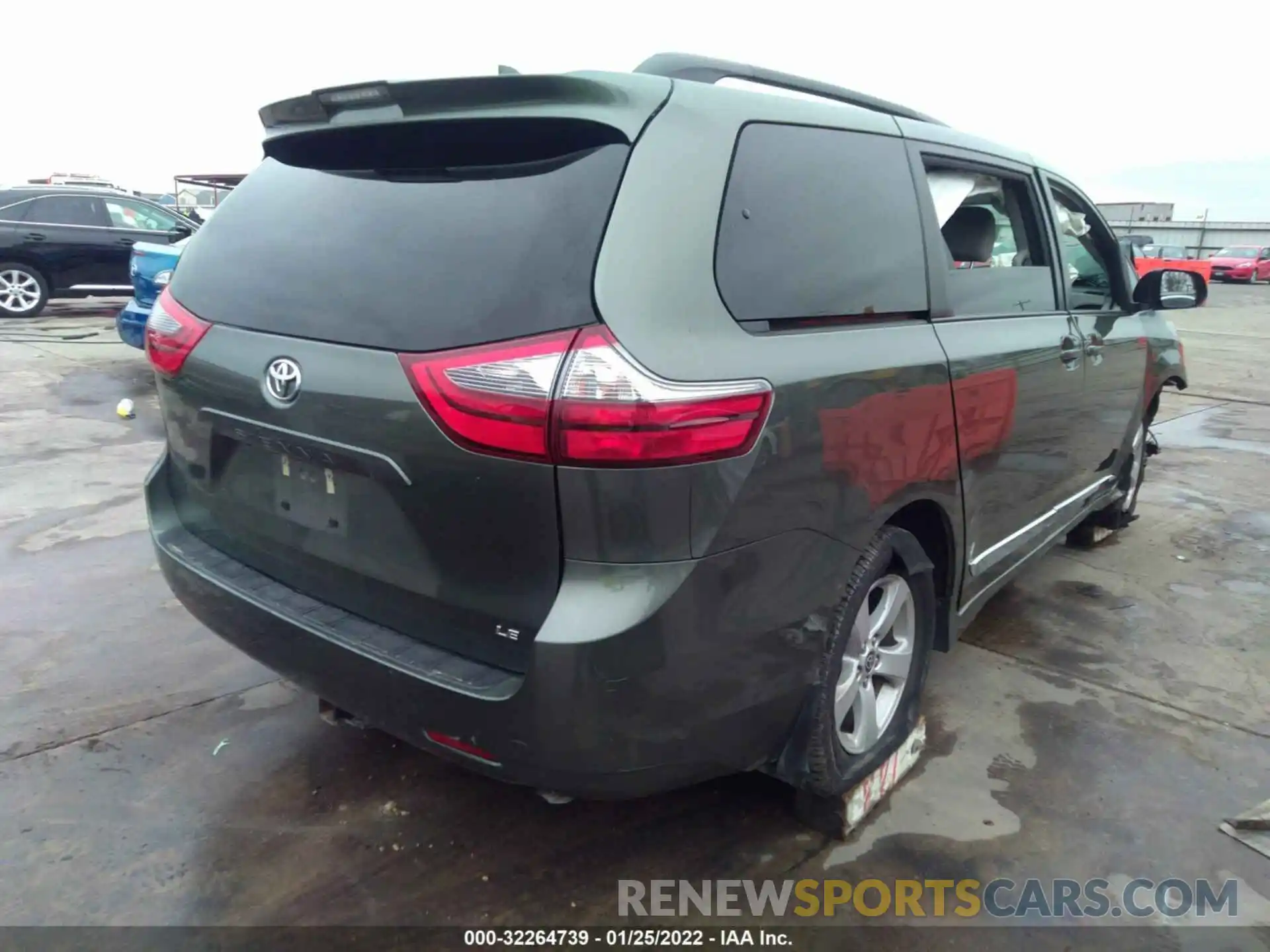 4 Фотография поврежденного автомобиля 5TDKZ3DC2LS083033 TOYOTA SIENNA 2020