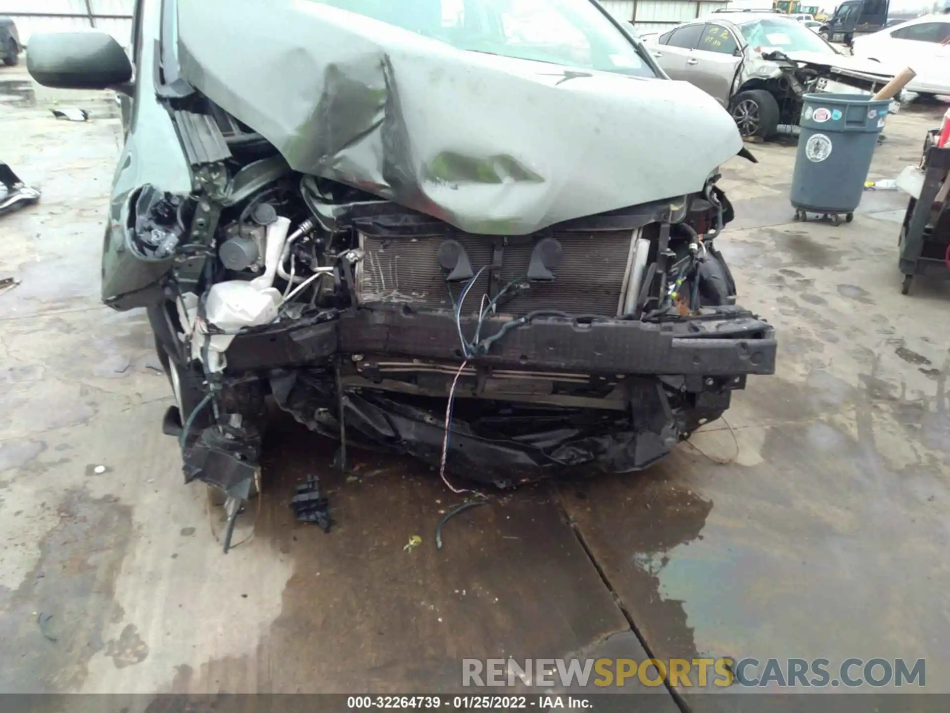 6 Photograph of a damaged car 5TDKZ3DC2LS083033 TOYOTA SIENNA 2020