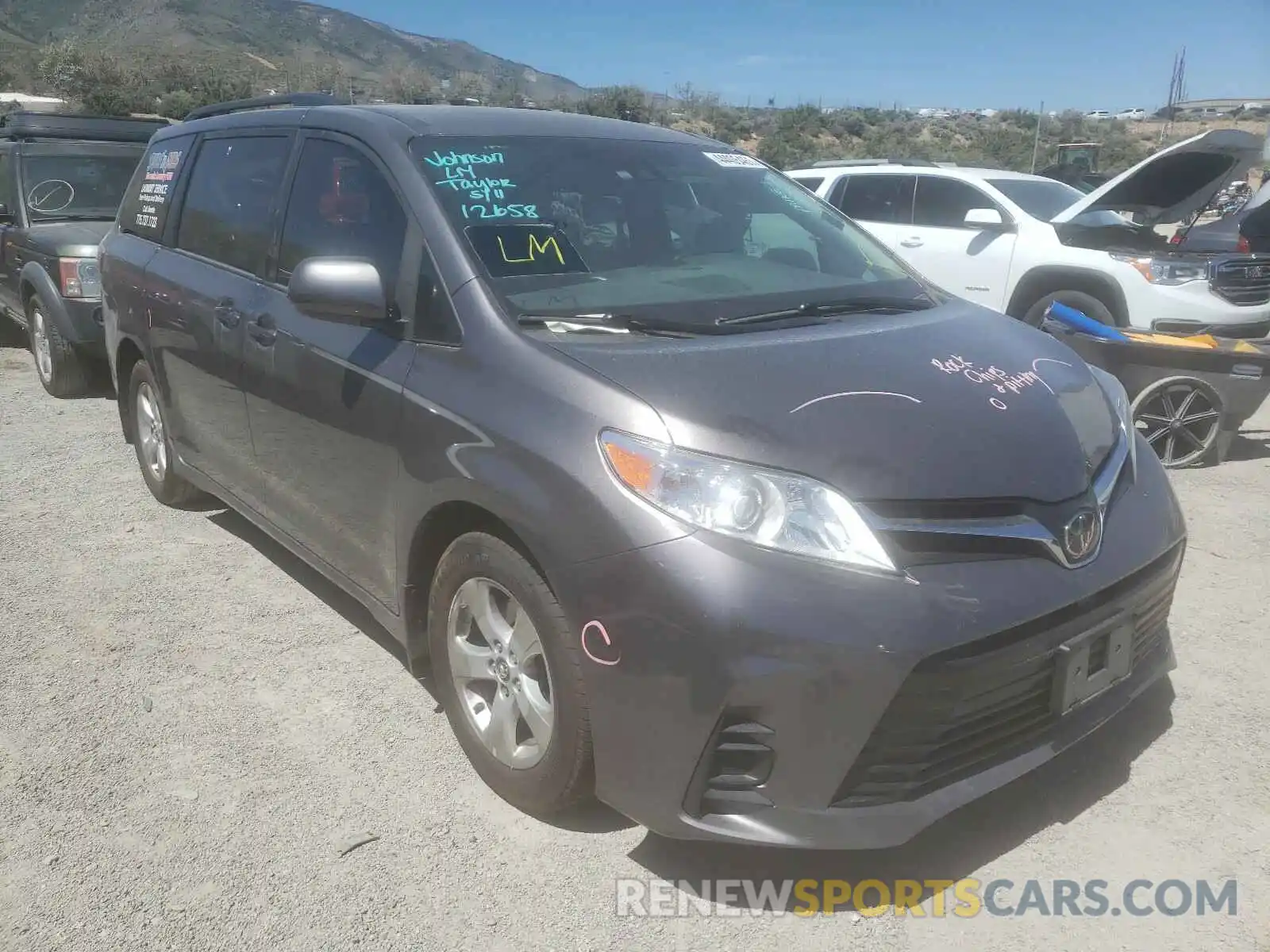 1 Photograph of a damaged car 5TDKZ3DC3LS022497 TOYOTA SIENNA 2020