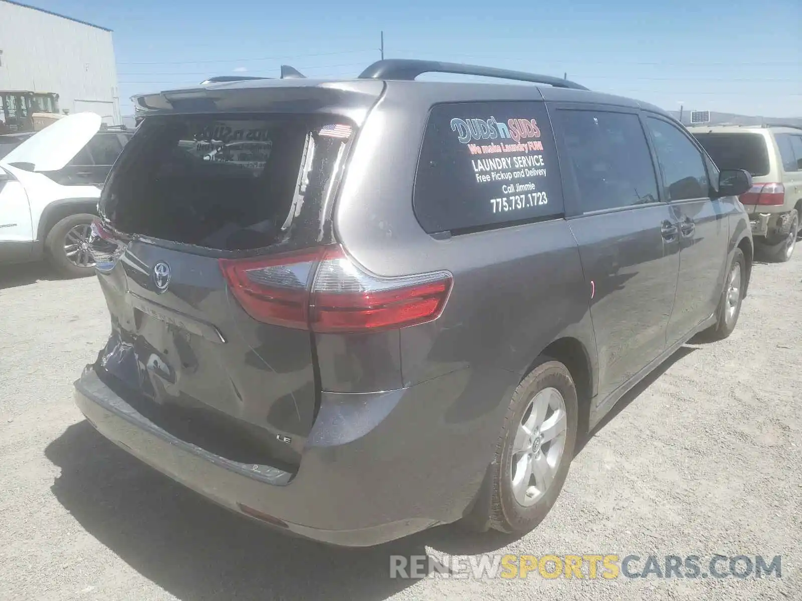 4 Photograph of a damaged car 5TDKZ3DC3LS022497 TOYOTA SIENNA 2020