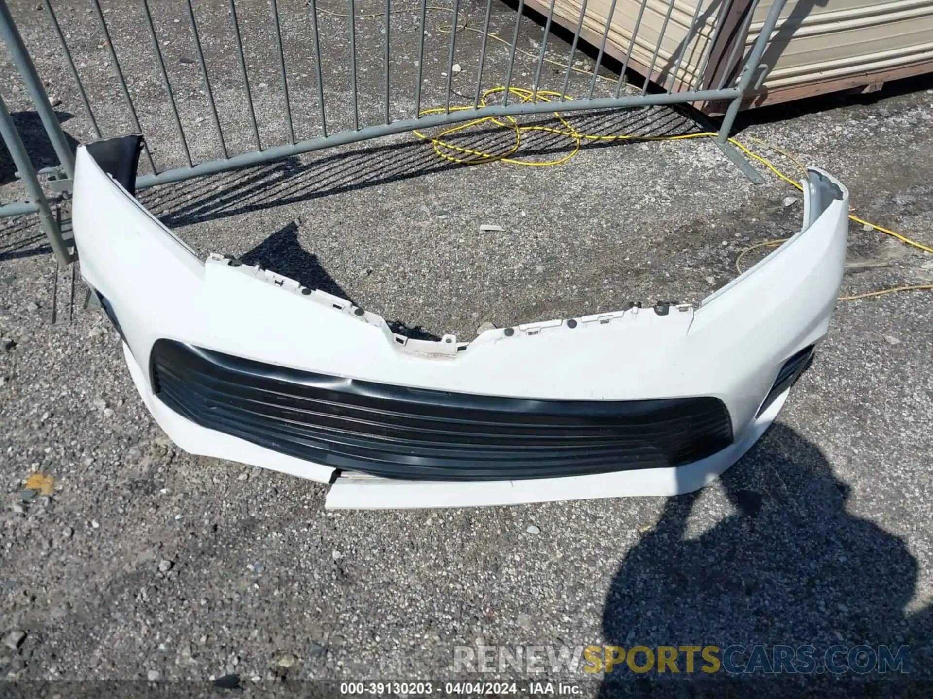 12 Photograph of a damaged car 5TDKZ3DC3LS023696 TOYOTA SIENNA 2020
