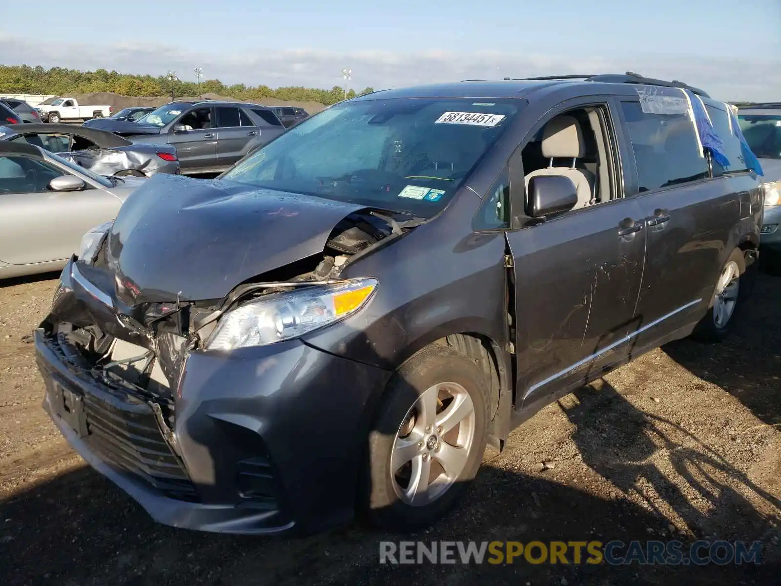 2 Photograph of a damaged car 5TDKZ3DC3LS024007 TOYOTA SIENNA 2020