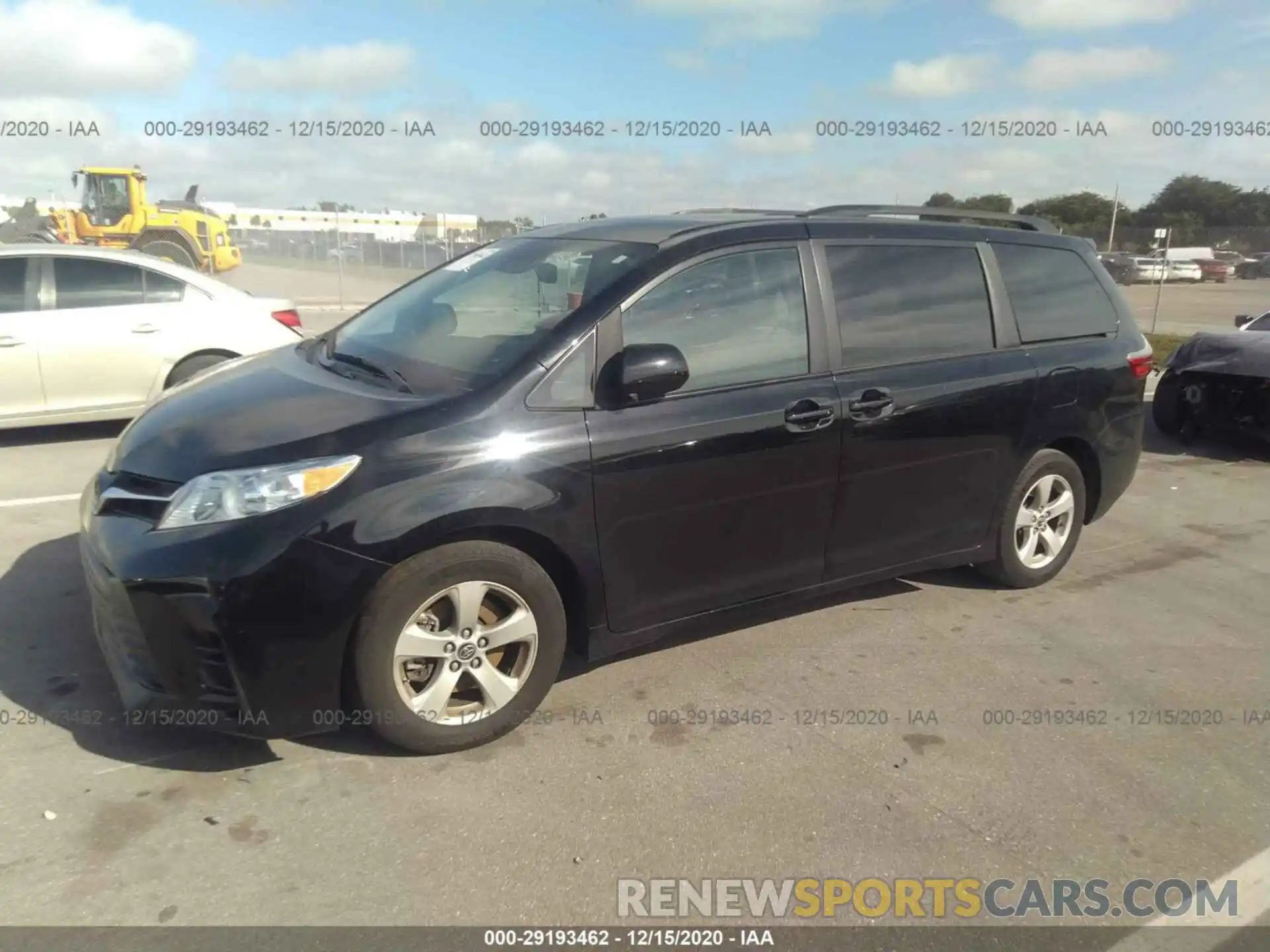 2 Photograph of a damaged car 5TDKZ3DC3LS028915 TOYOTA SIENNA 2020